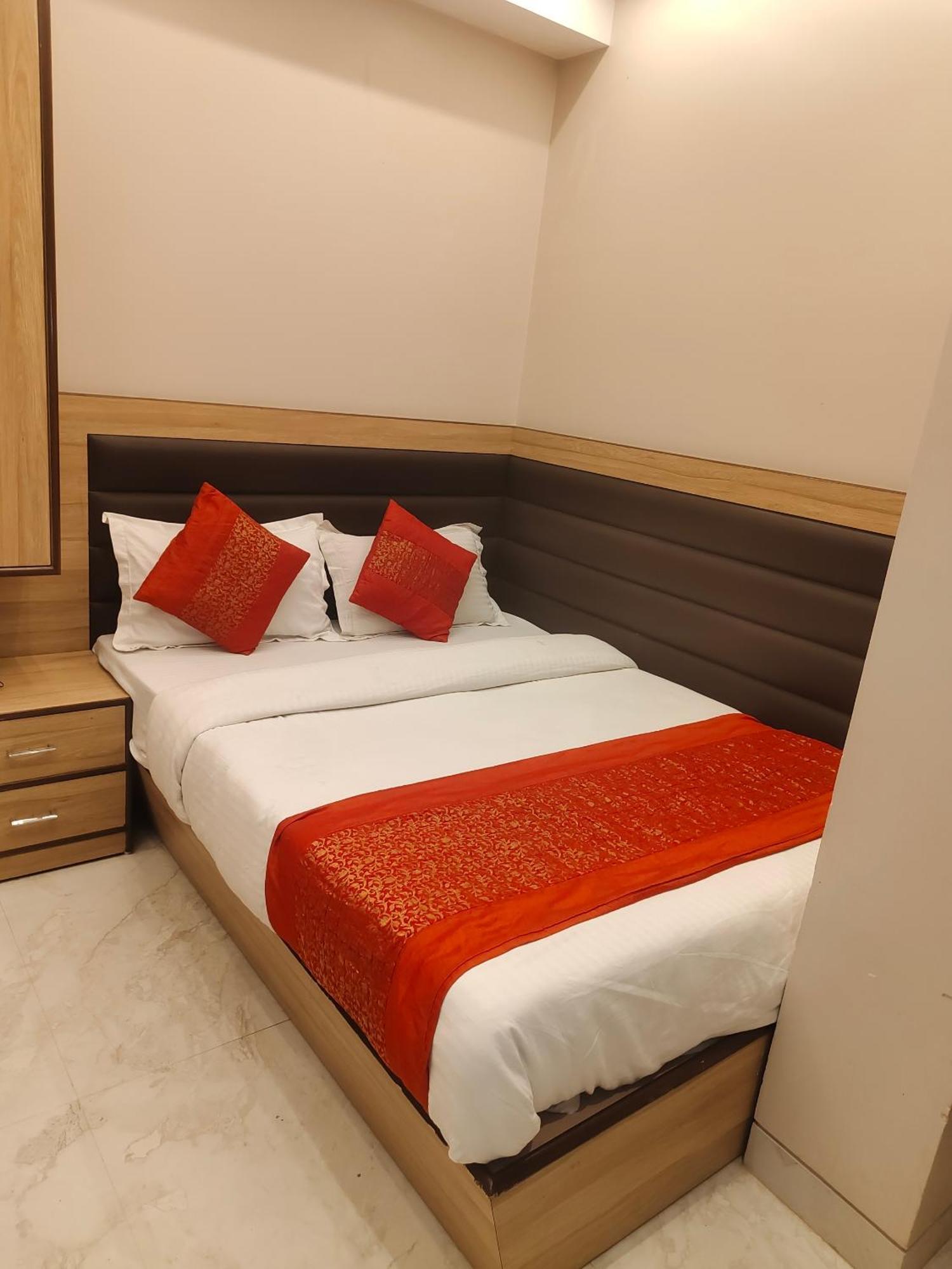 Hotel 66 By A1rooms New Delhi