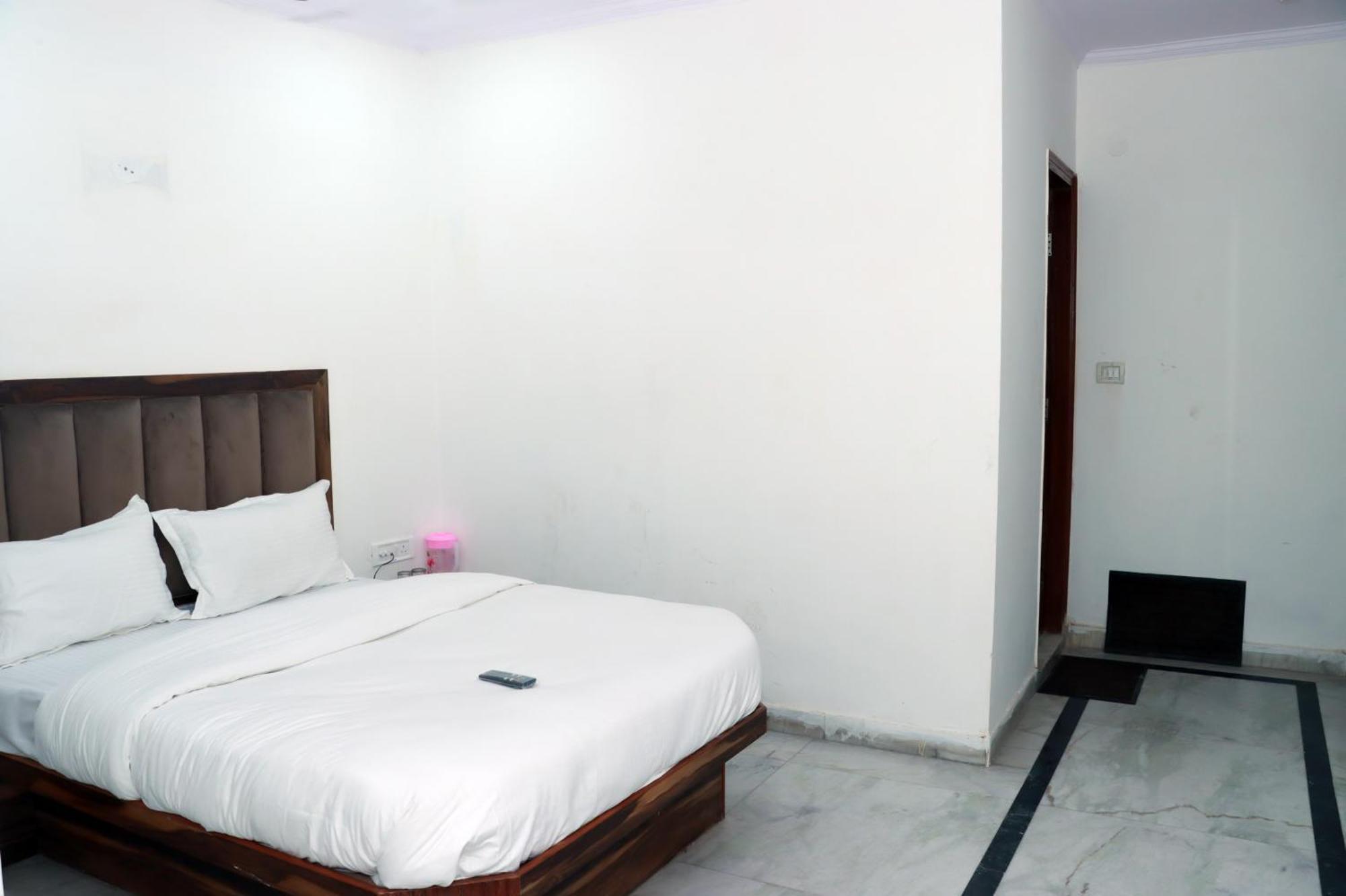 Rak Dx At Railway Station Hotel New Delhi