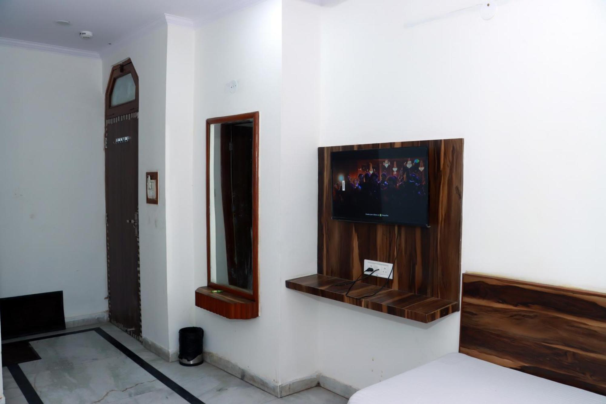 Rak Dx At Railway Station 3* New Delhi