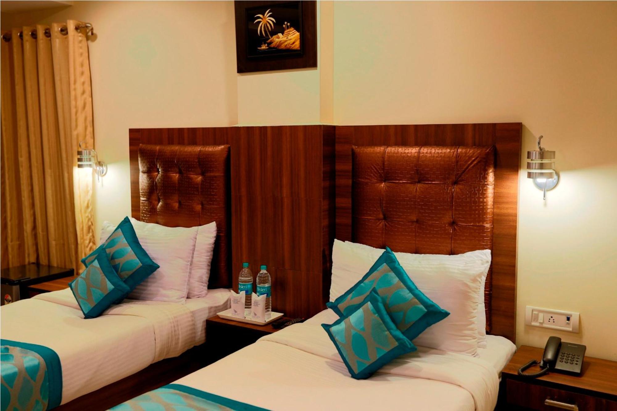 Hotel Airport Rts 3*