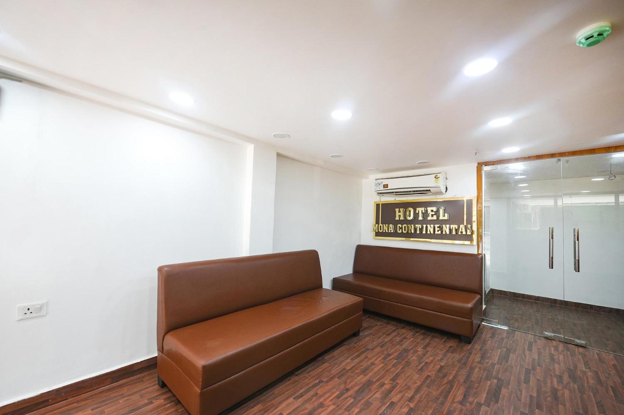 Fabhotel Mona Continental - Nr Laxmi Nagar It Hub 3* New Delhi