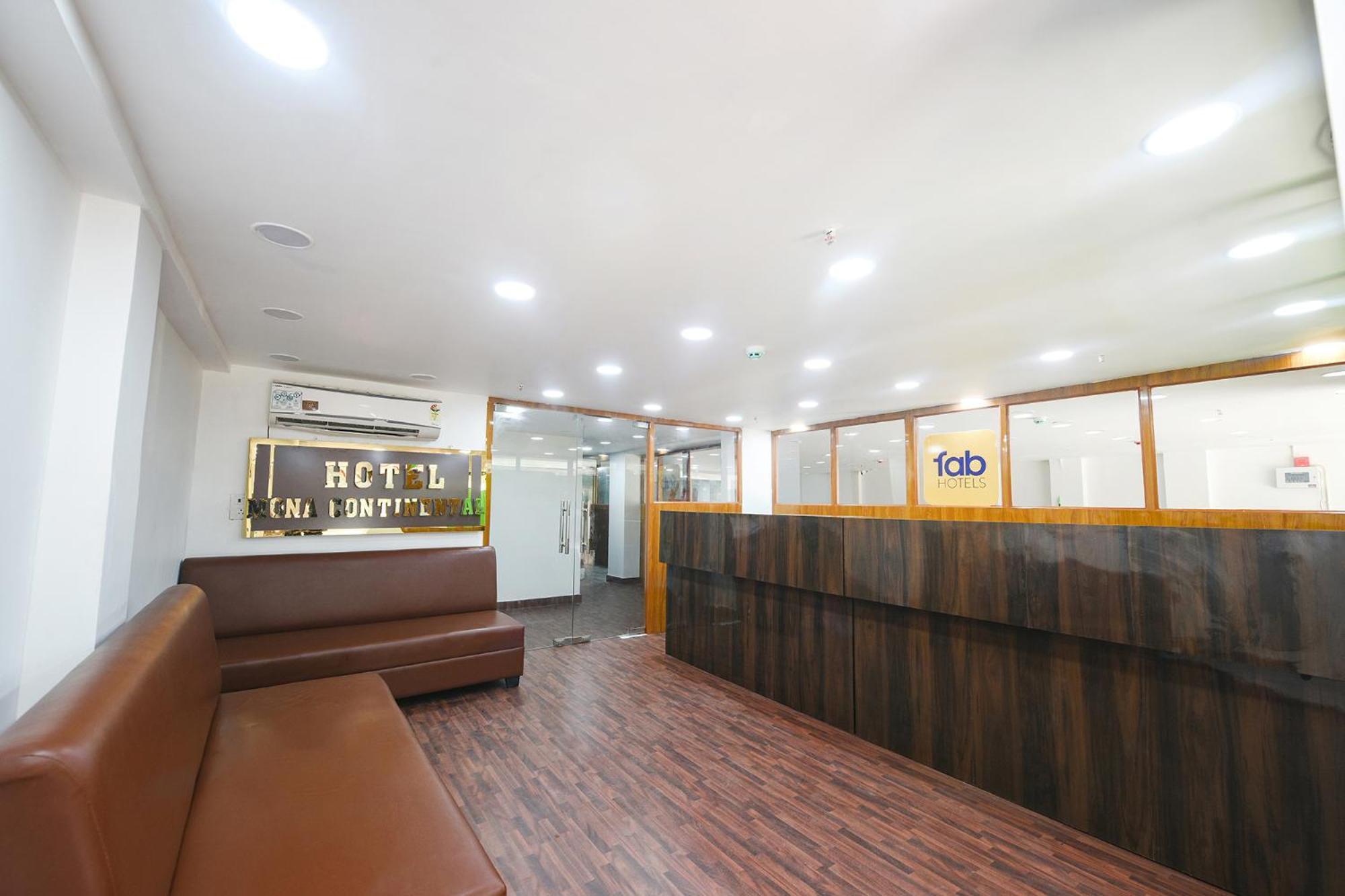 Fabhotel Mona Continental - Nr Laxmi Nagar It Hub Hotel