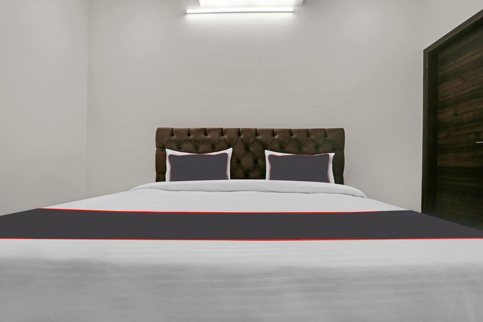 O Mannat Bhera Enclave Hotel 4*