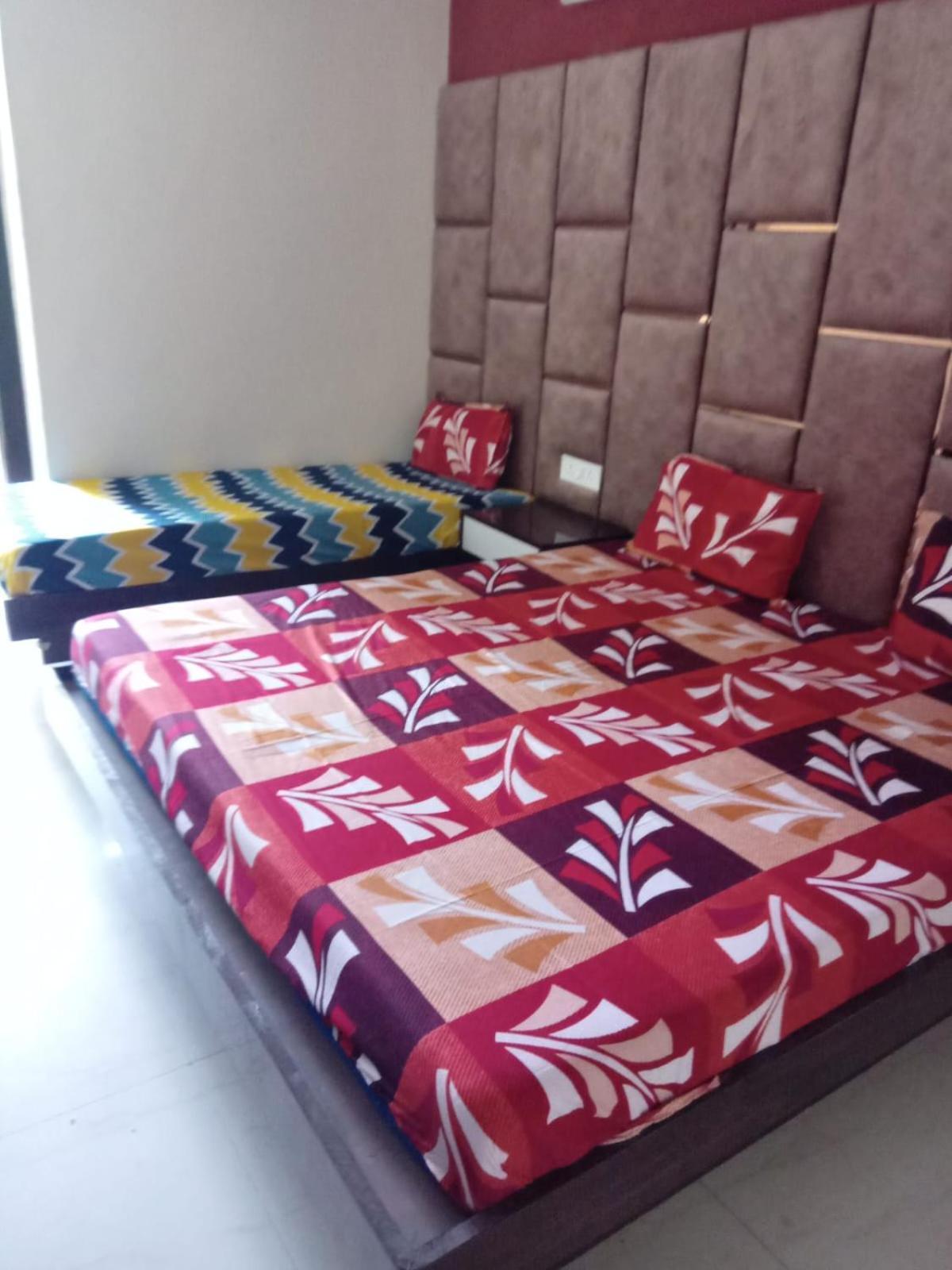 Hotel Jyoti Deluxe 2*
