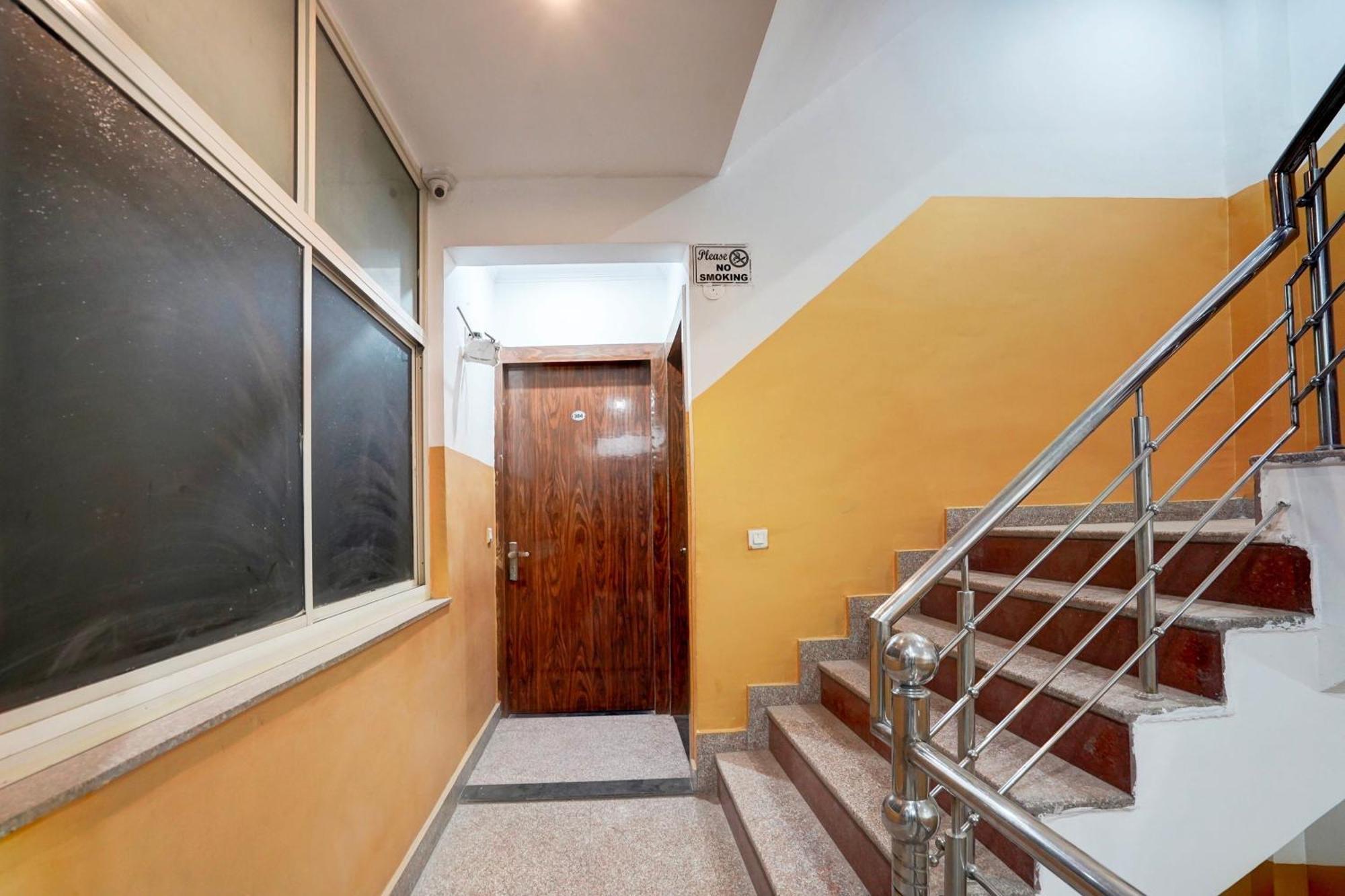 Hotel O Gold