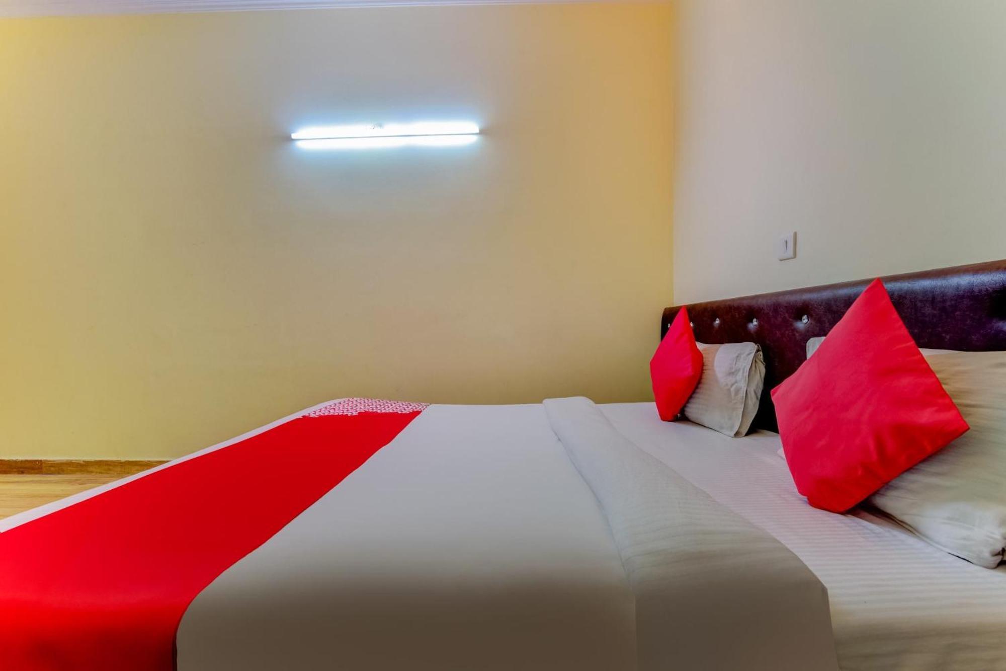 Hotel Fabhotel Darbar Delhi (National Capital Territory of India)