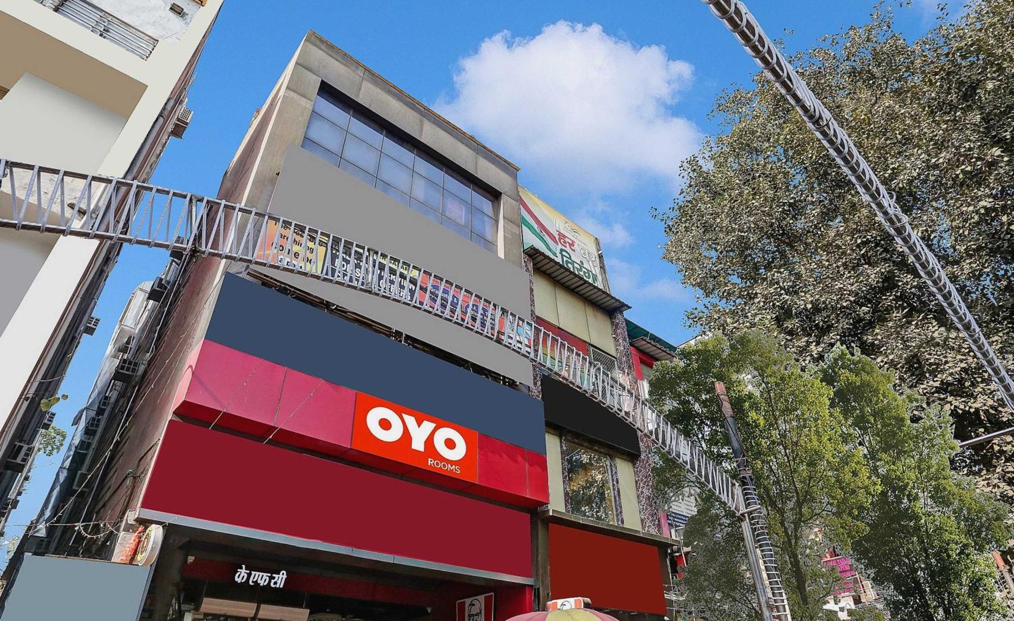 O Welcome Near Dlf Avenue Saket 4*