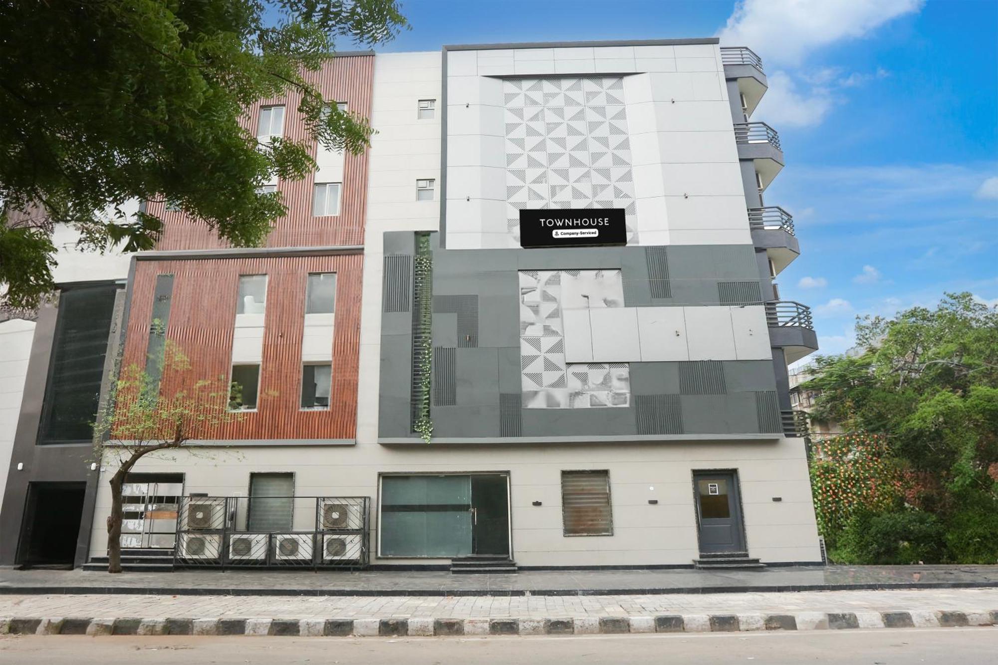 Townhouse Rohini Sector 18 Formerly Relic Delhi (National Capital Territory of India)
