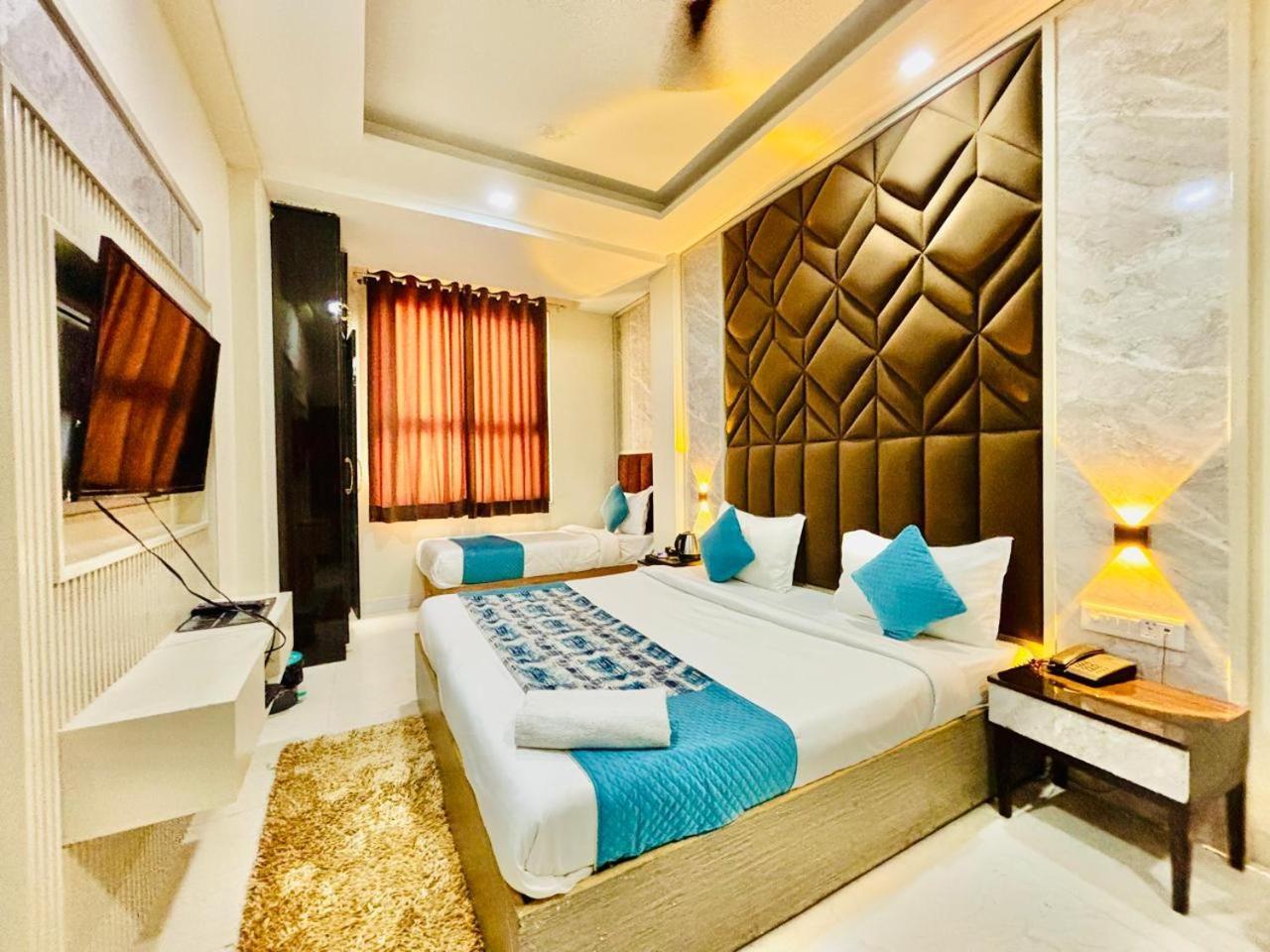 Hotel Airport Grand Olive 4*