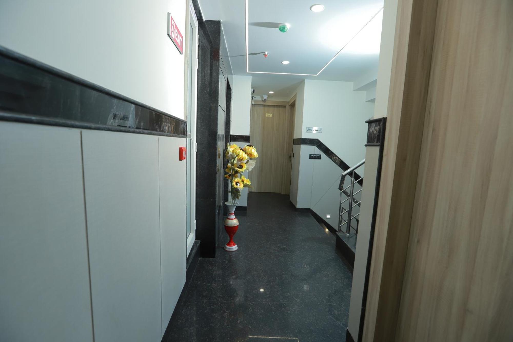 Zed - Near Delhi Airport 3* New Delhi