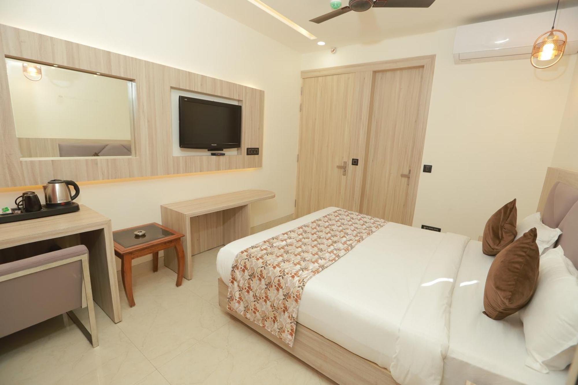 Zed - Near Delhi Airport Hotel New Delhi