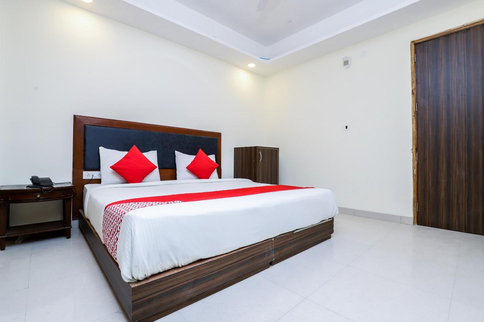 Caves International Near Igi Airport Delhi New Delhi