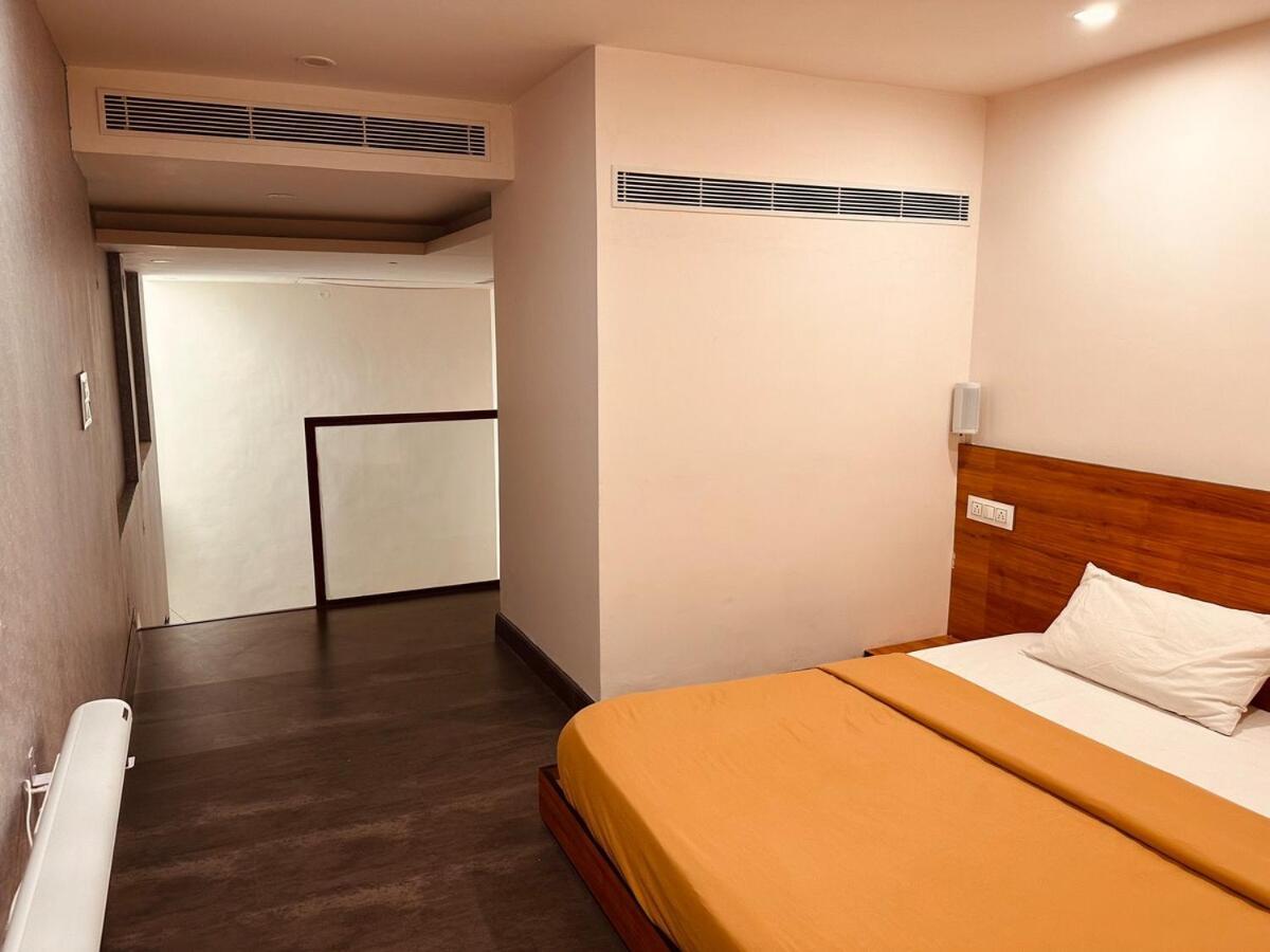 Leafyinn Comfy Loft New Delhi