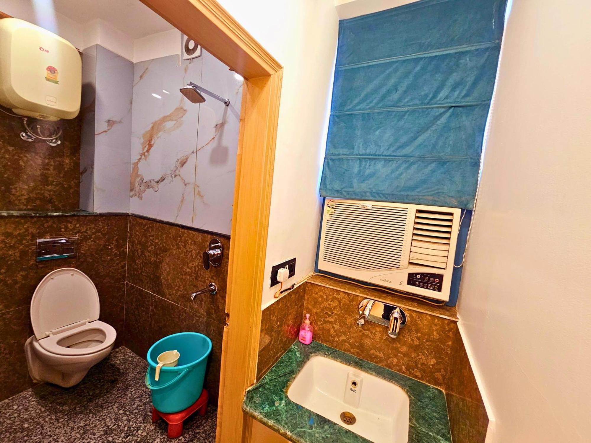 Hotel Bala Ji International Pure Veg