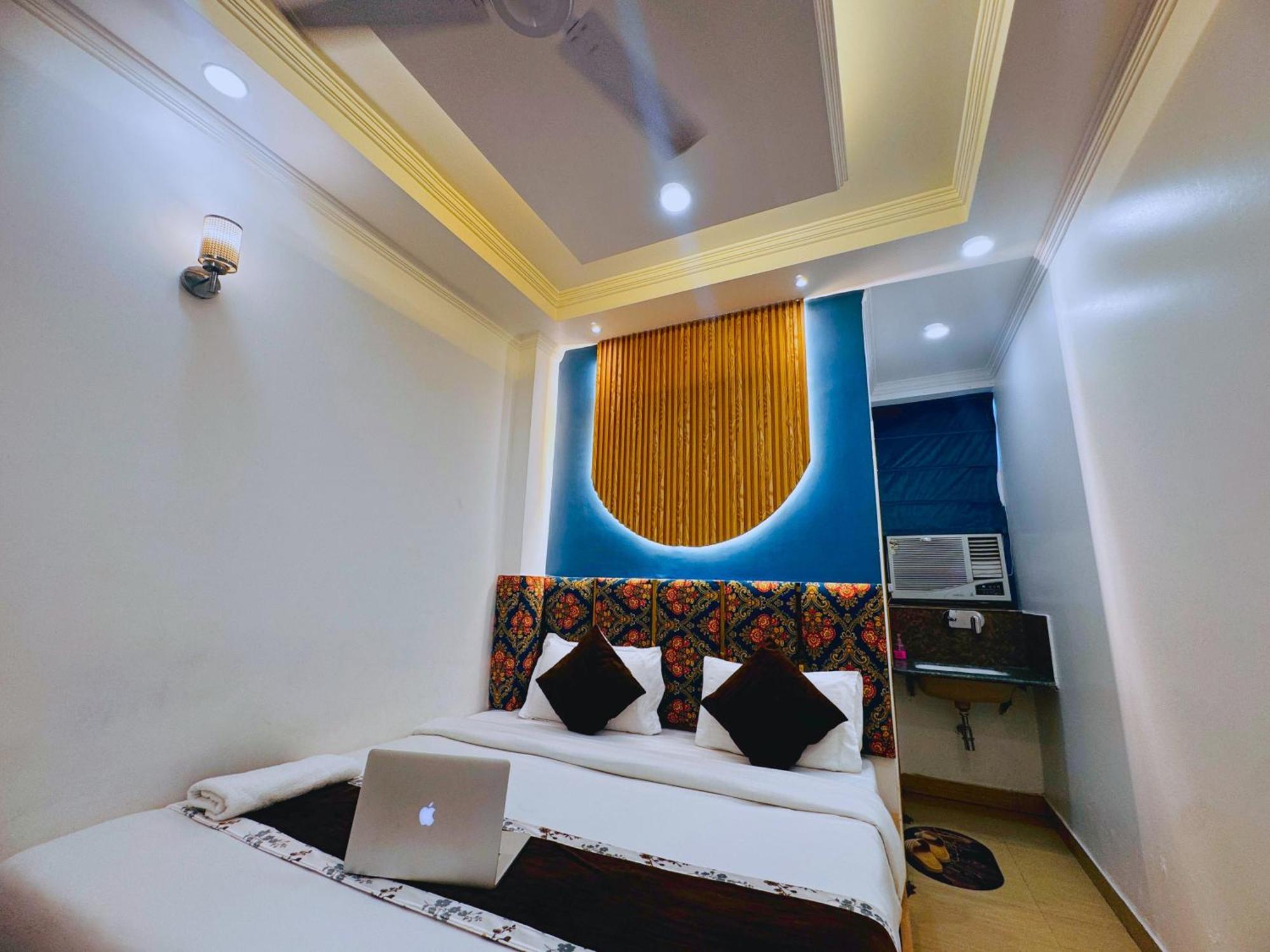 Bala Ji International Pure Veg New Delhi