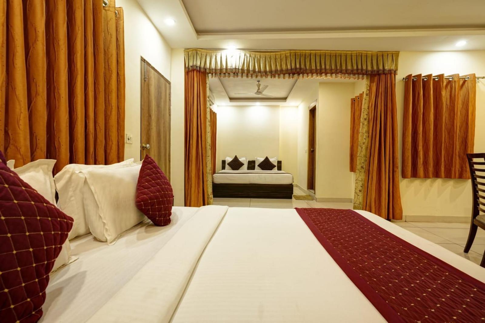 Lite Plaza Hotel 4*