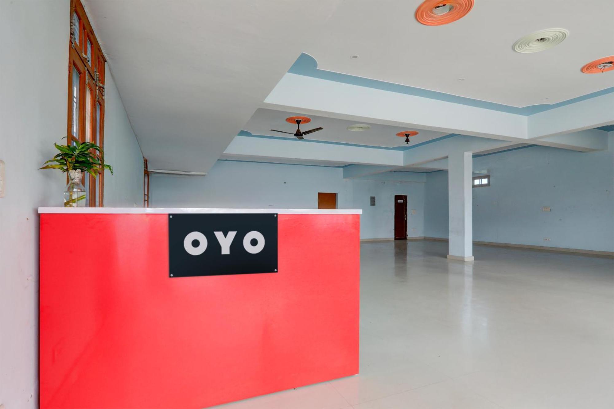Hotel Super Townhouse Gujranwala Town Near Model Town Metro Station *