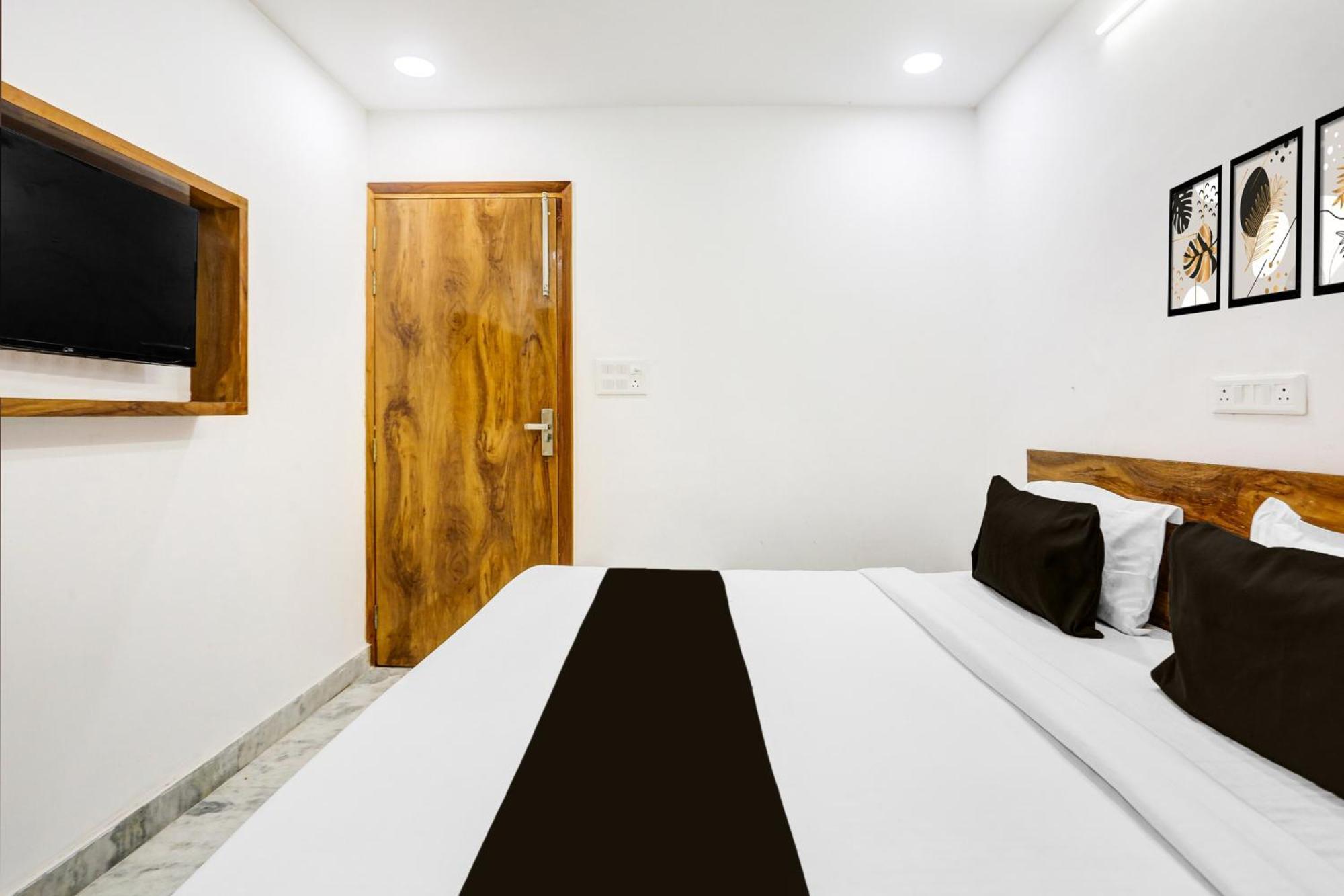 Hotel O Tj New Delhi