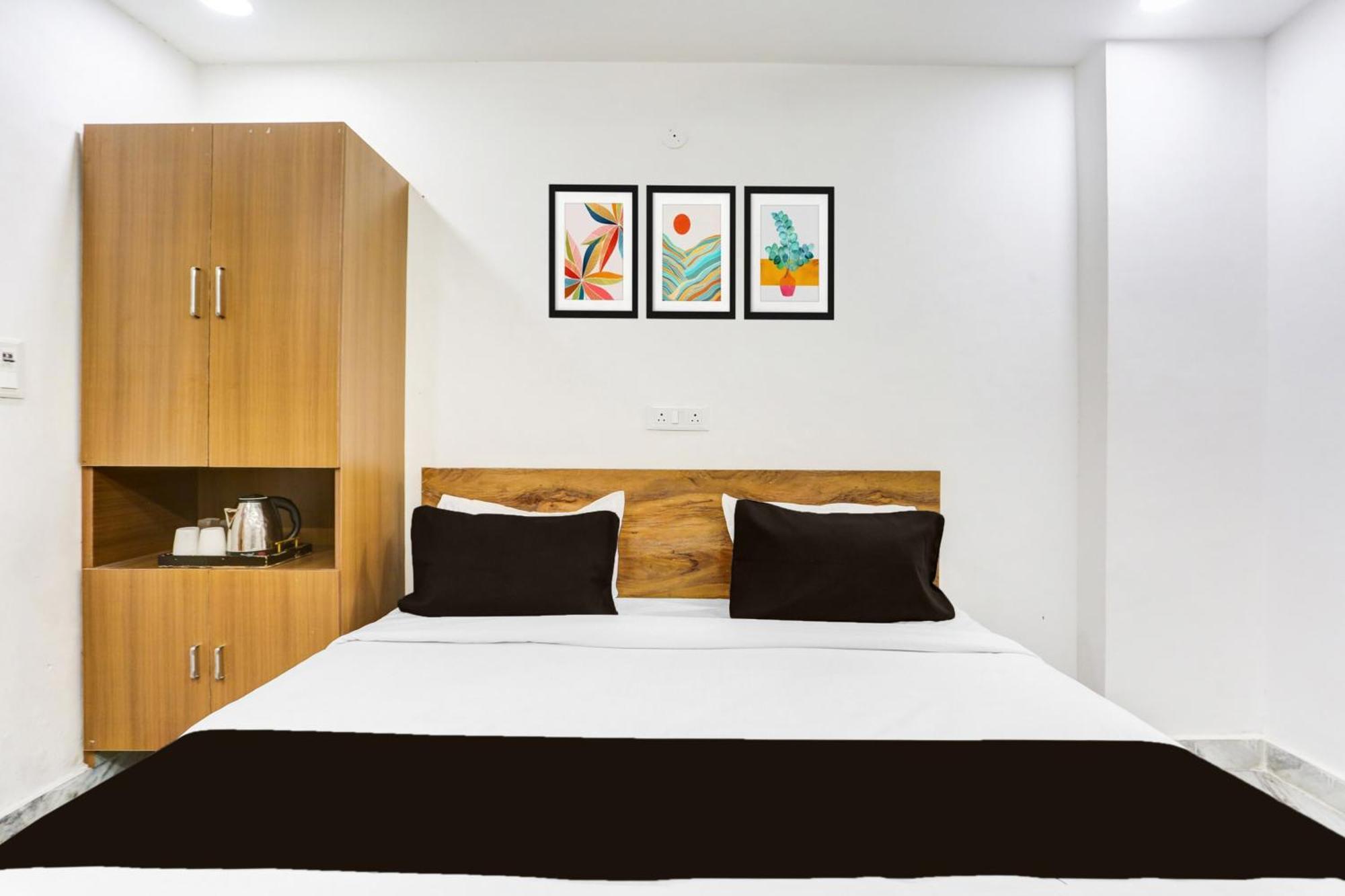 O Tj Hotel