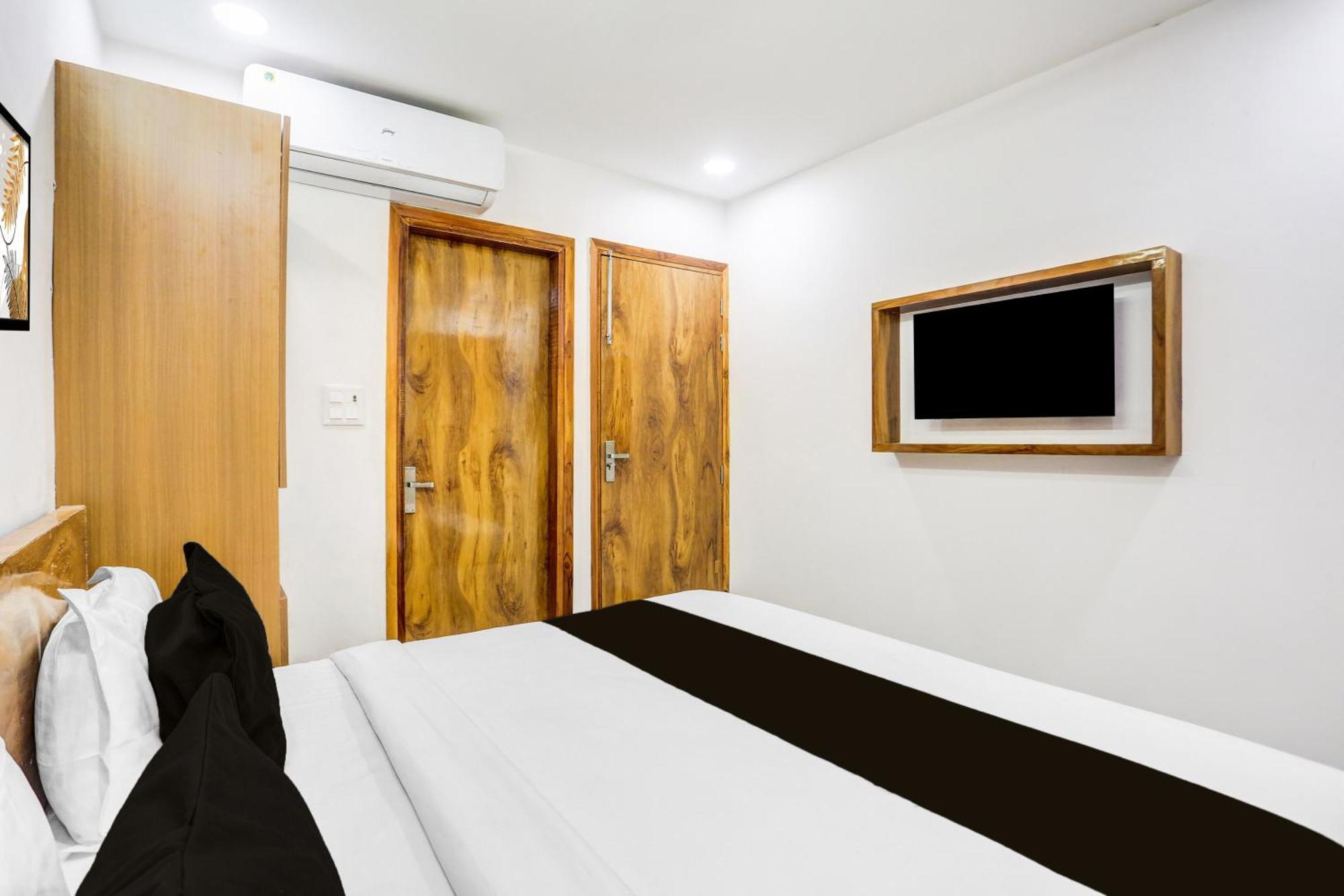 O Tj Hotel