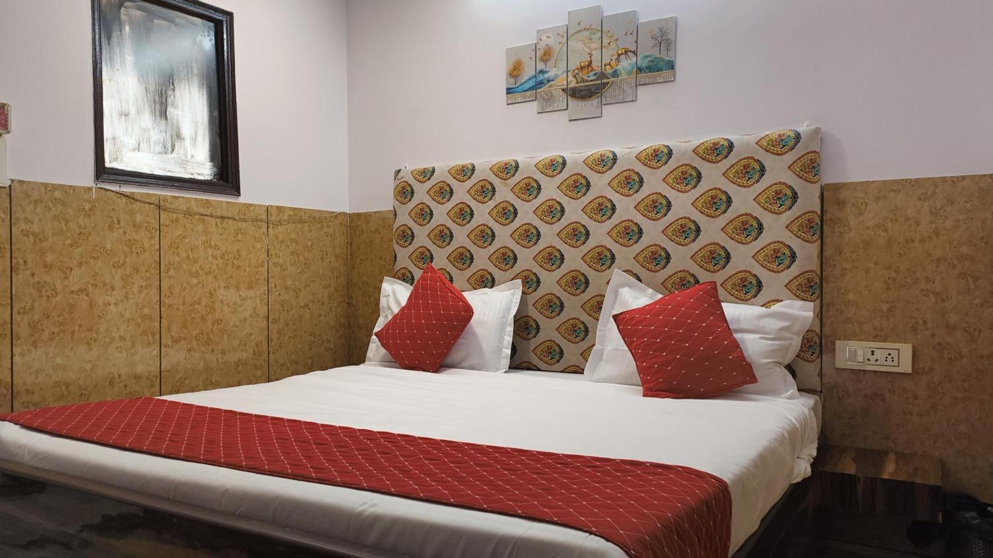 Hotel Metro Park