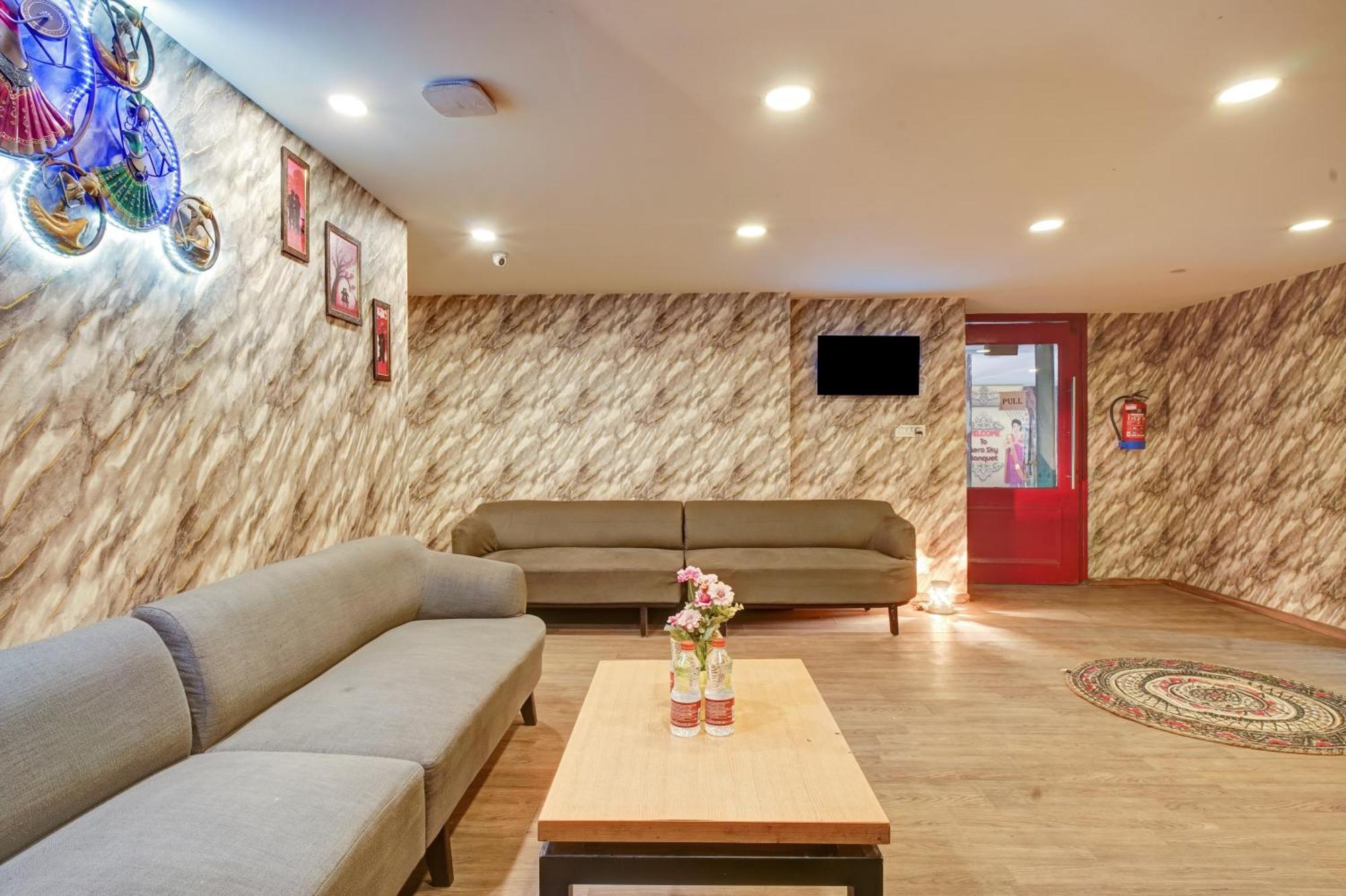 Aerostar Grand Near Yashobhoomi, Dwarka Hotel