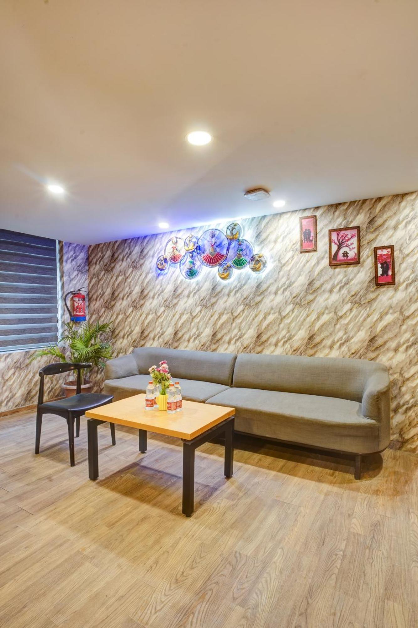 Hotel Aerostar Grand Near Yashobhoomi, Dwarka Nova Deli