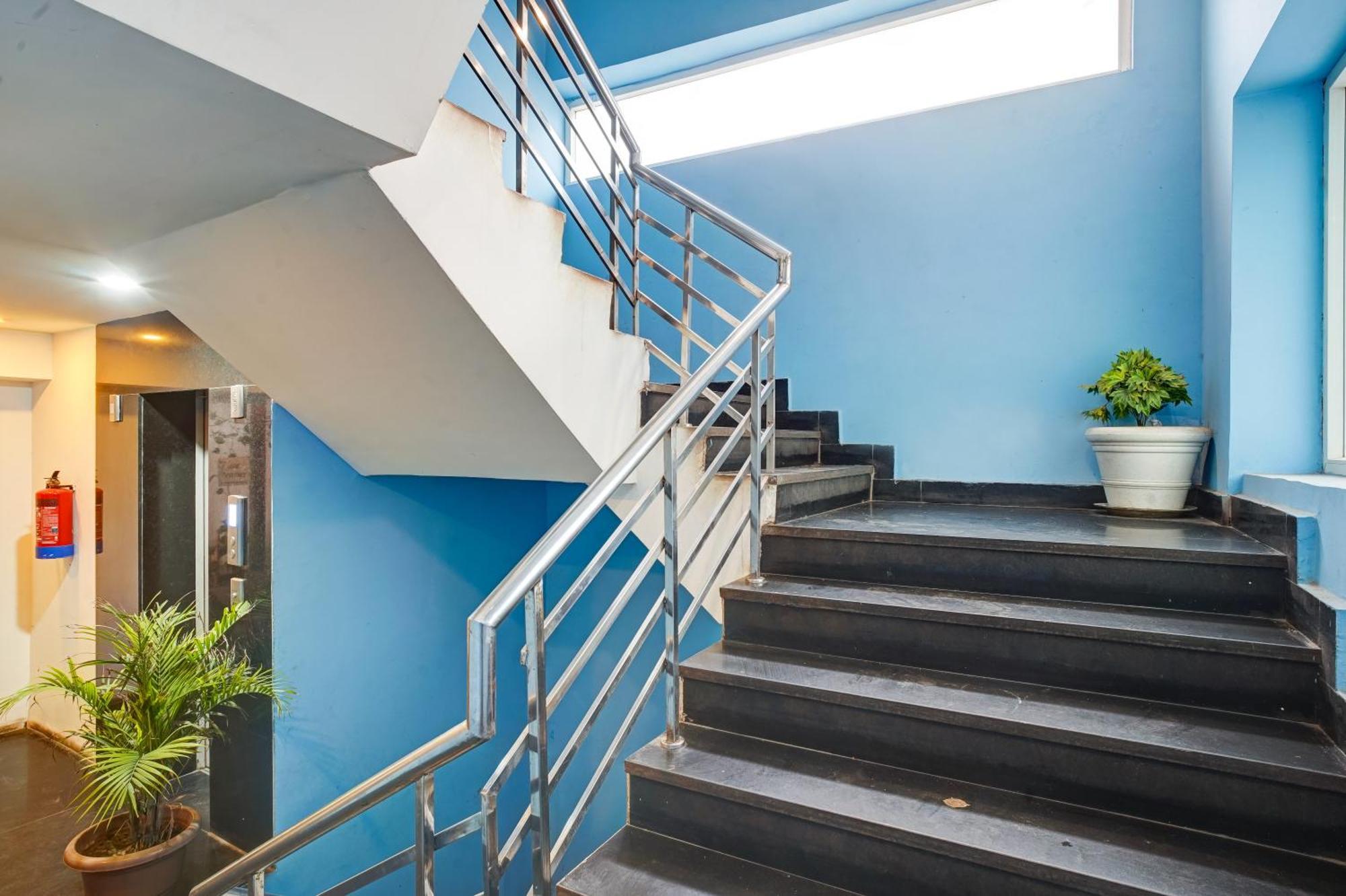 Hotel Aerostar Grand Near Yashobhoomi, Dwarka Nova Deli