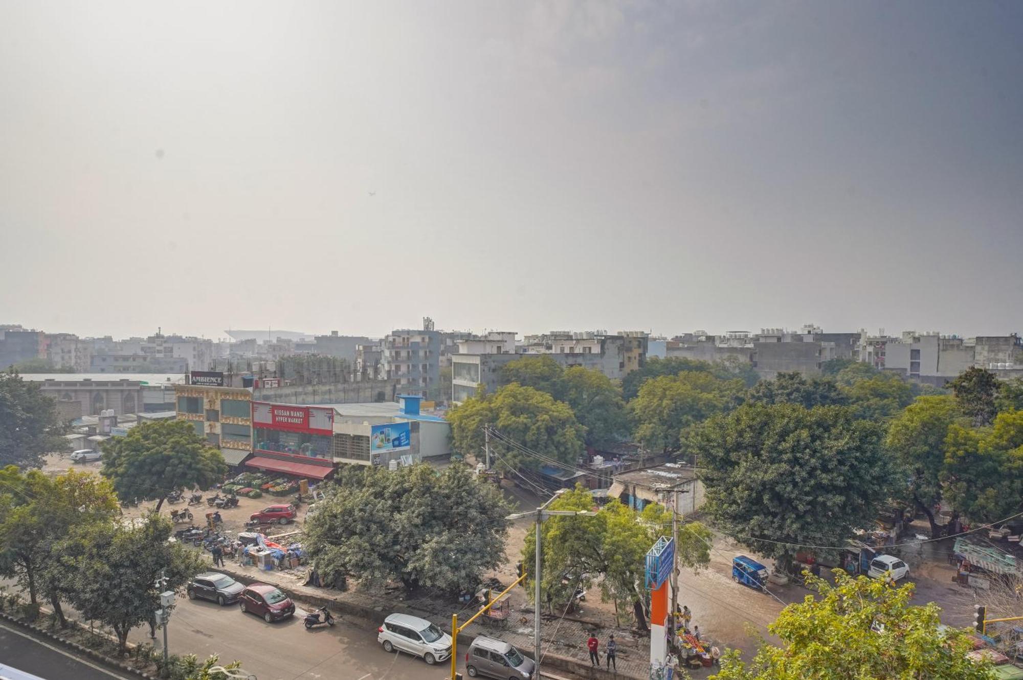 Hotel Aerostar Grand Near Yashobhoomi, Dwarka Nova Deli