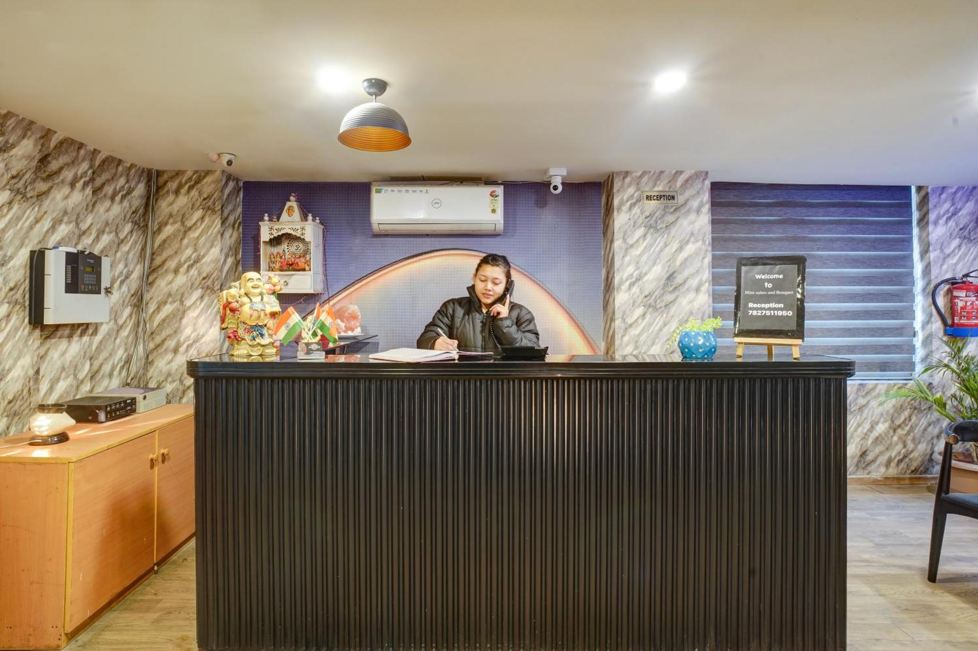 Aerostar Grand Near Yashobhoomi, Dwarka Hotel Nova Deli