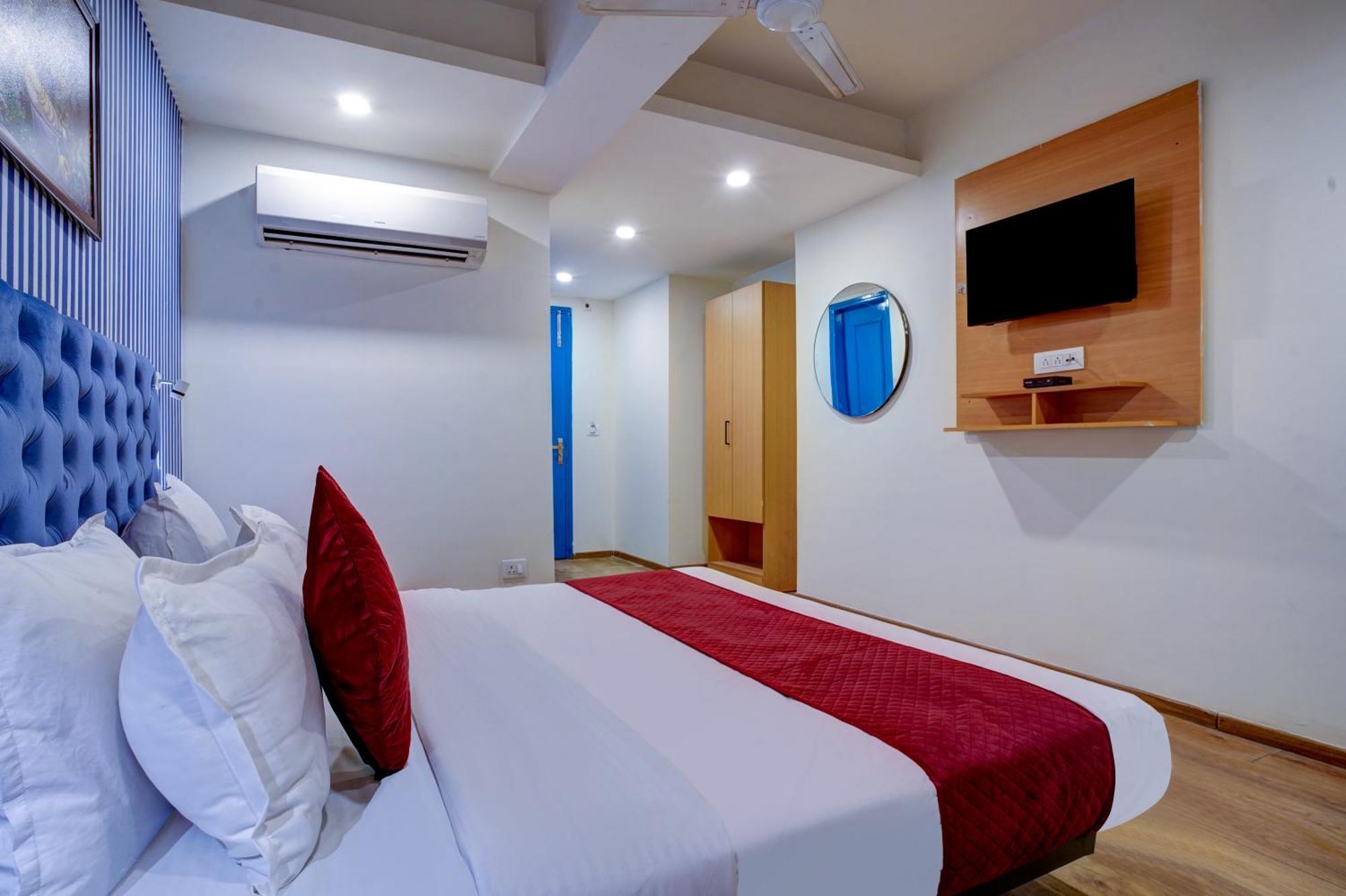 Aerostar Grand Near Yashobhoomi, Dwarka
