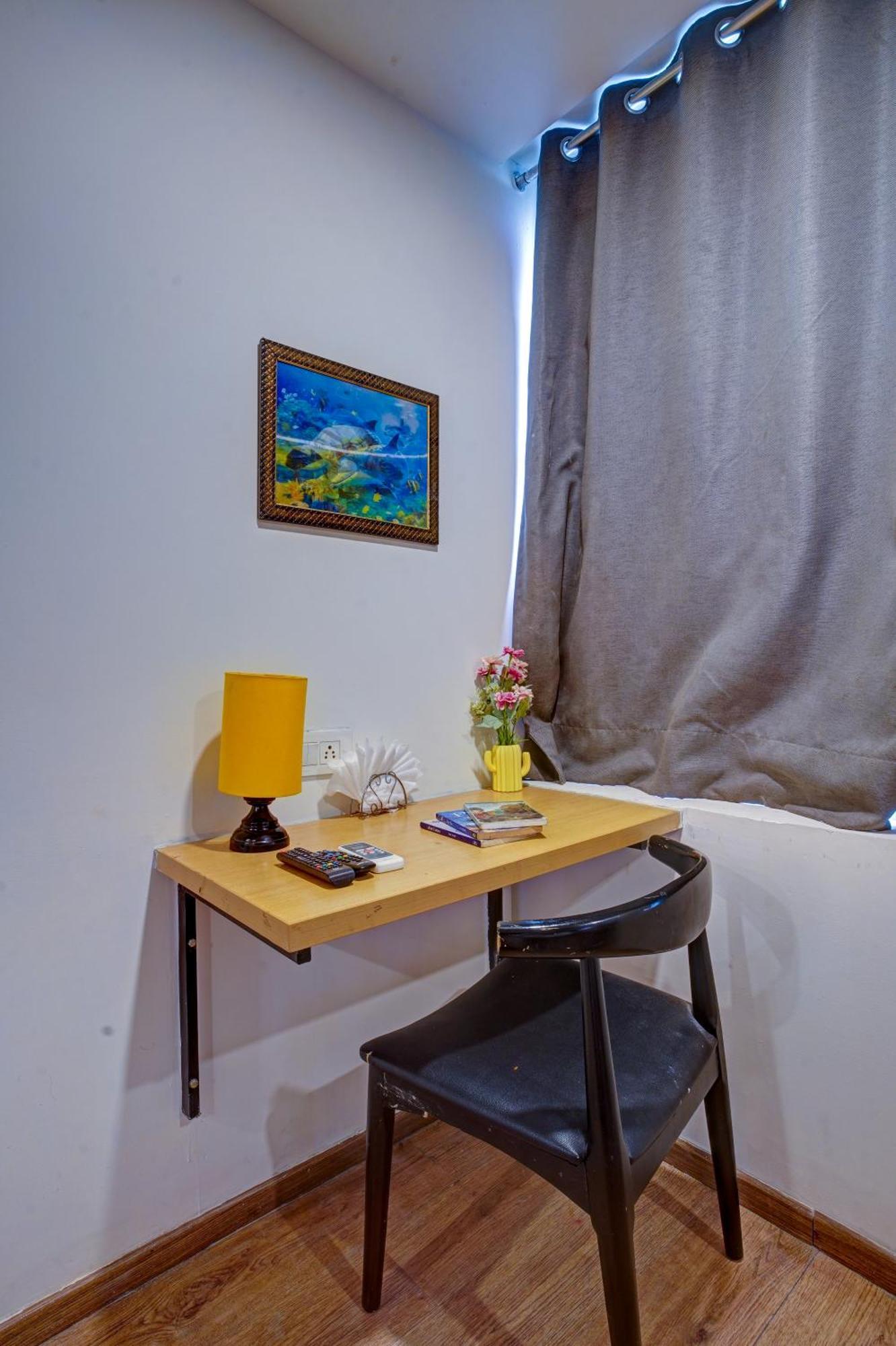 Hotel Aerostar Grand Near Yashobhoomi, Dwarka 3*