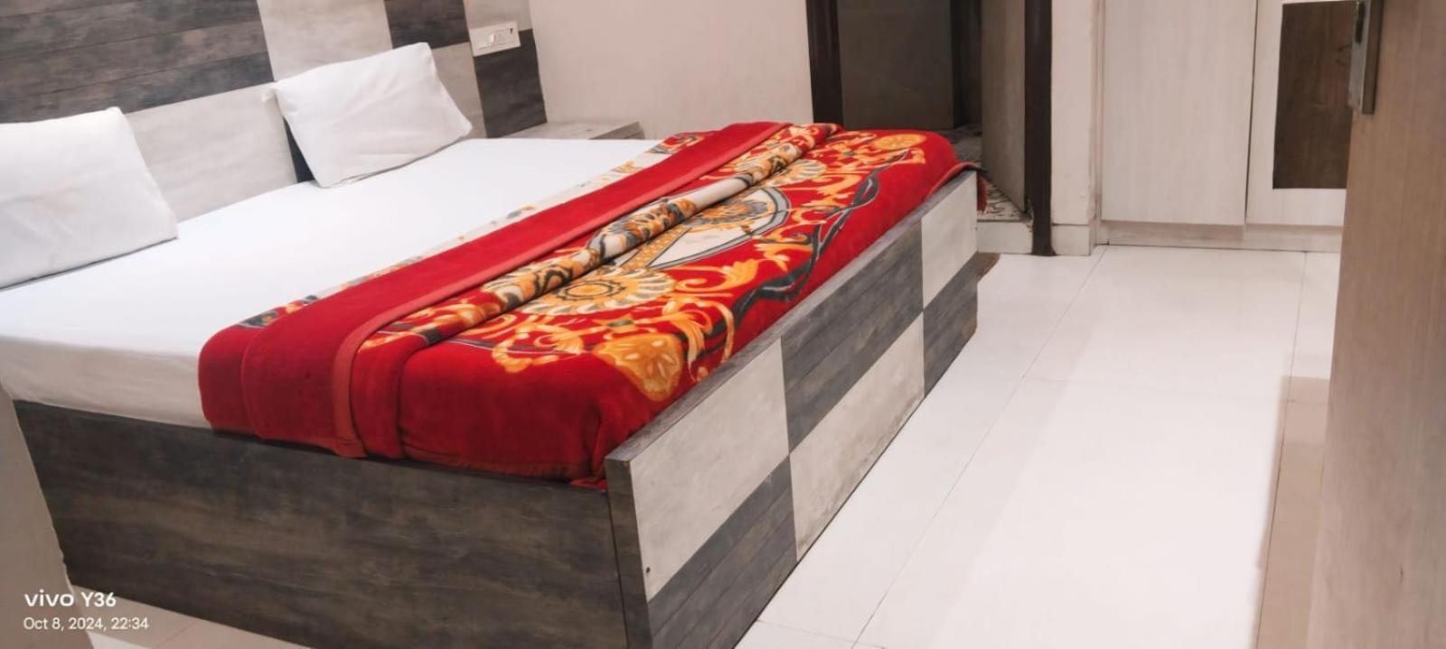 Lee Hotal Hotel