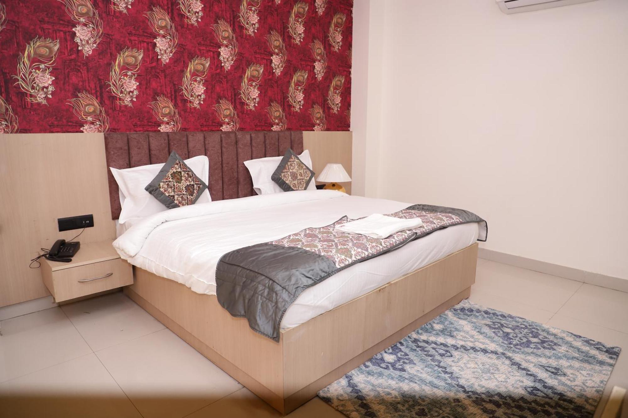 Hotel New Luxx - Near Igi Airport Nova Deli