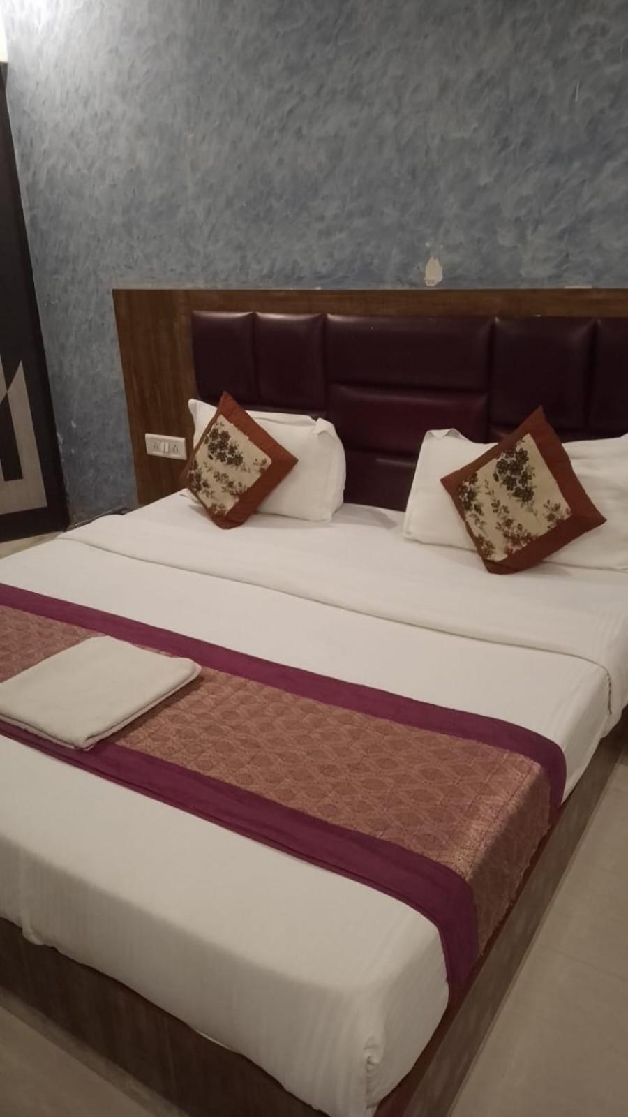 Hotel Infinity International Near Igi Airport New Delhi