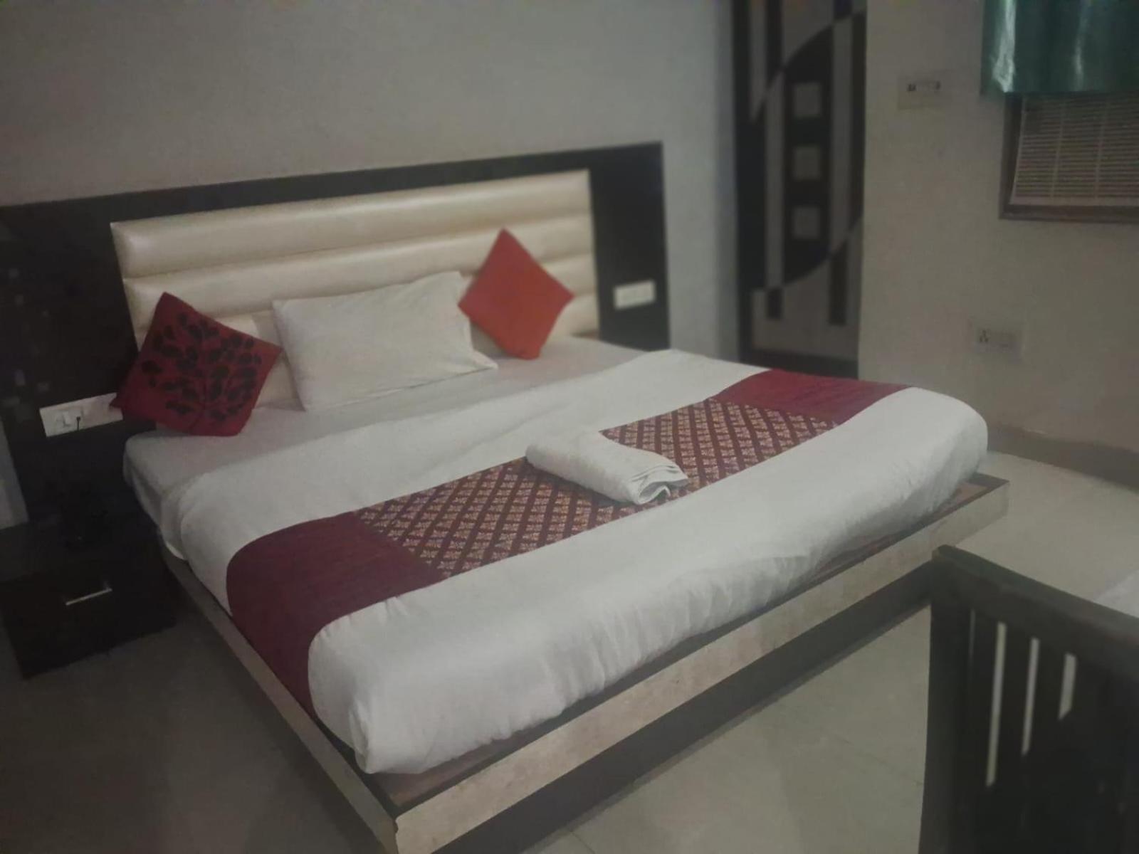 Infinity Grand Near Delhi Airport Hotel