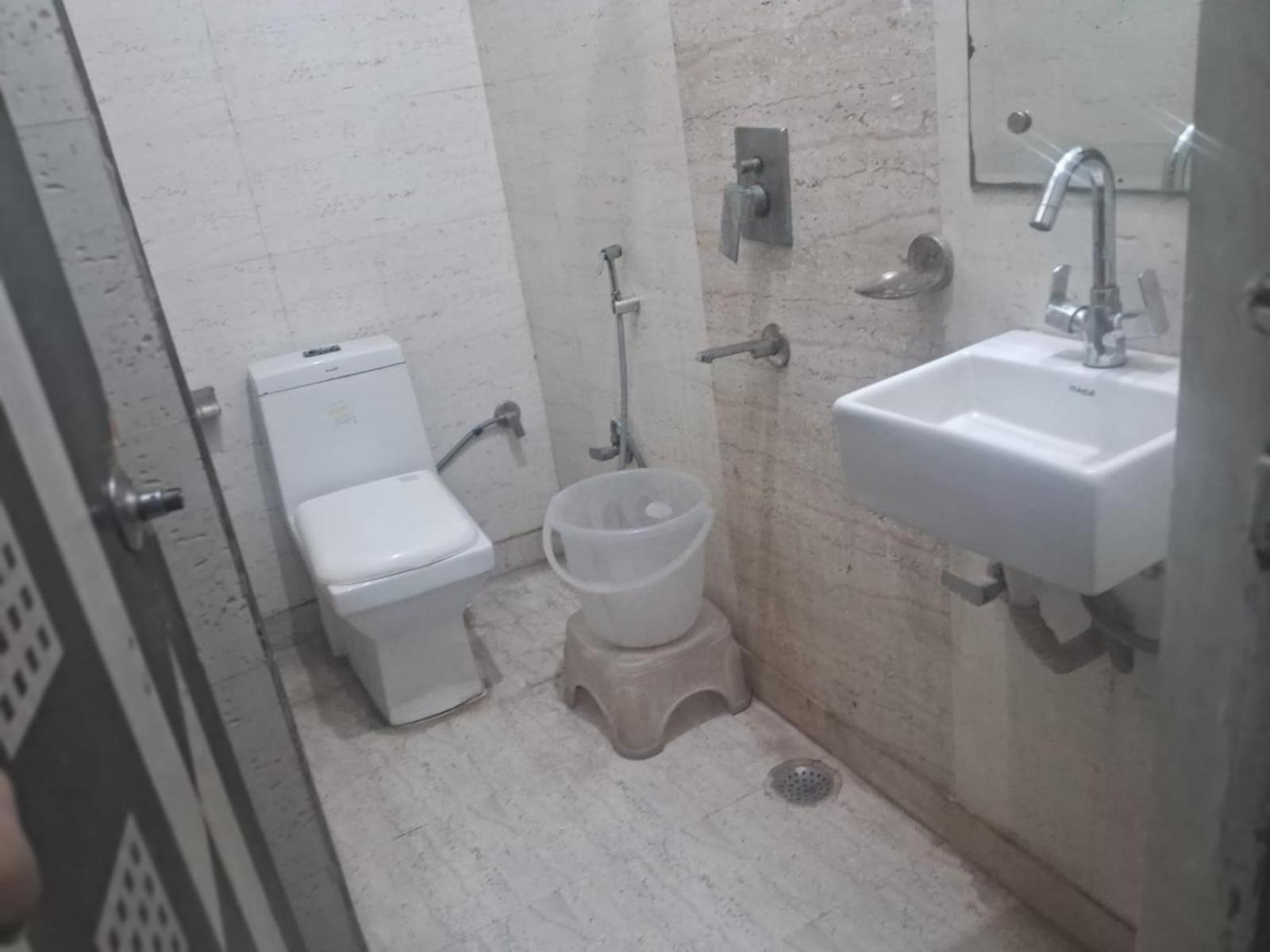 Infinity Grand Near Delhi Airport Hotel 4*