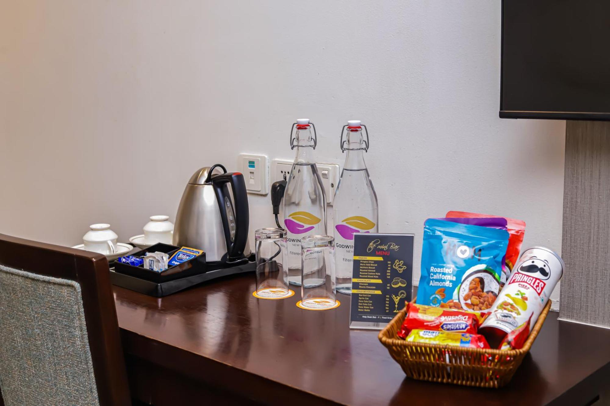 Hotel Hotel Godwin Deluxe -Free Airport Pickup -Traveller'S Choice Award Winner 2025 New Delhi