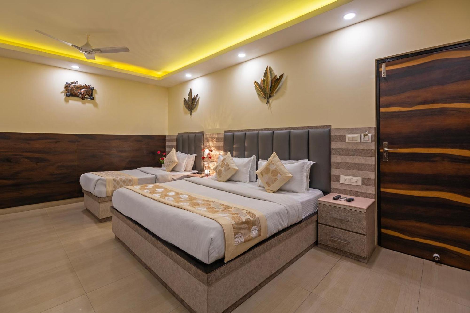 Hotel Mahajan International, Delhi Airport 3*