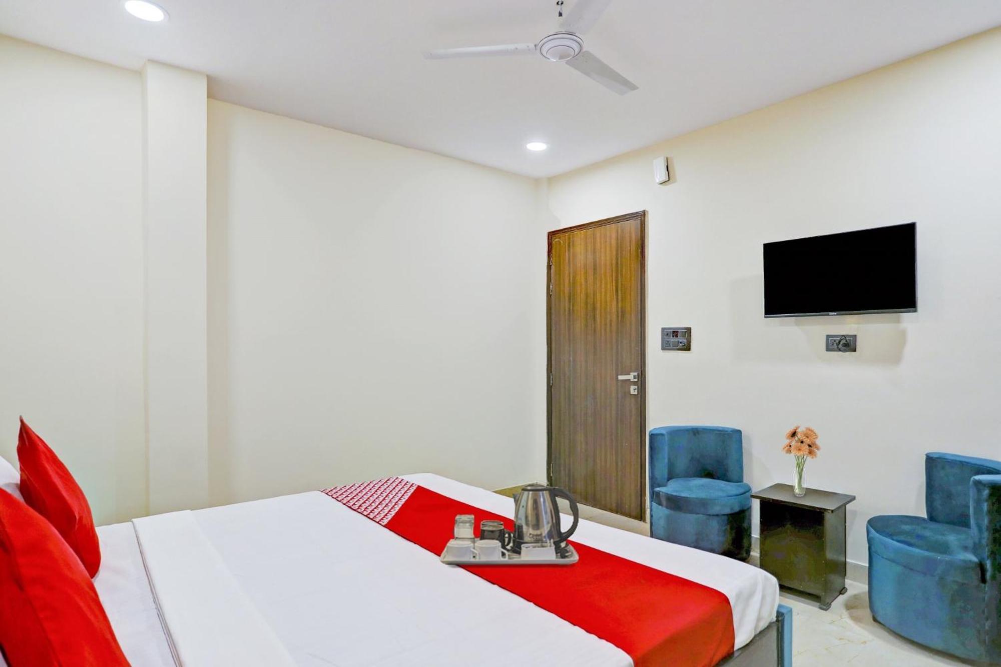 O Royal Lotus Near Ip Extension Metro Station Hotel 3*