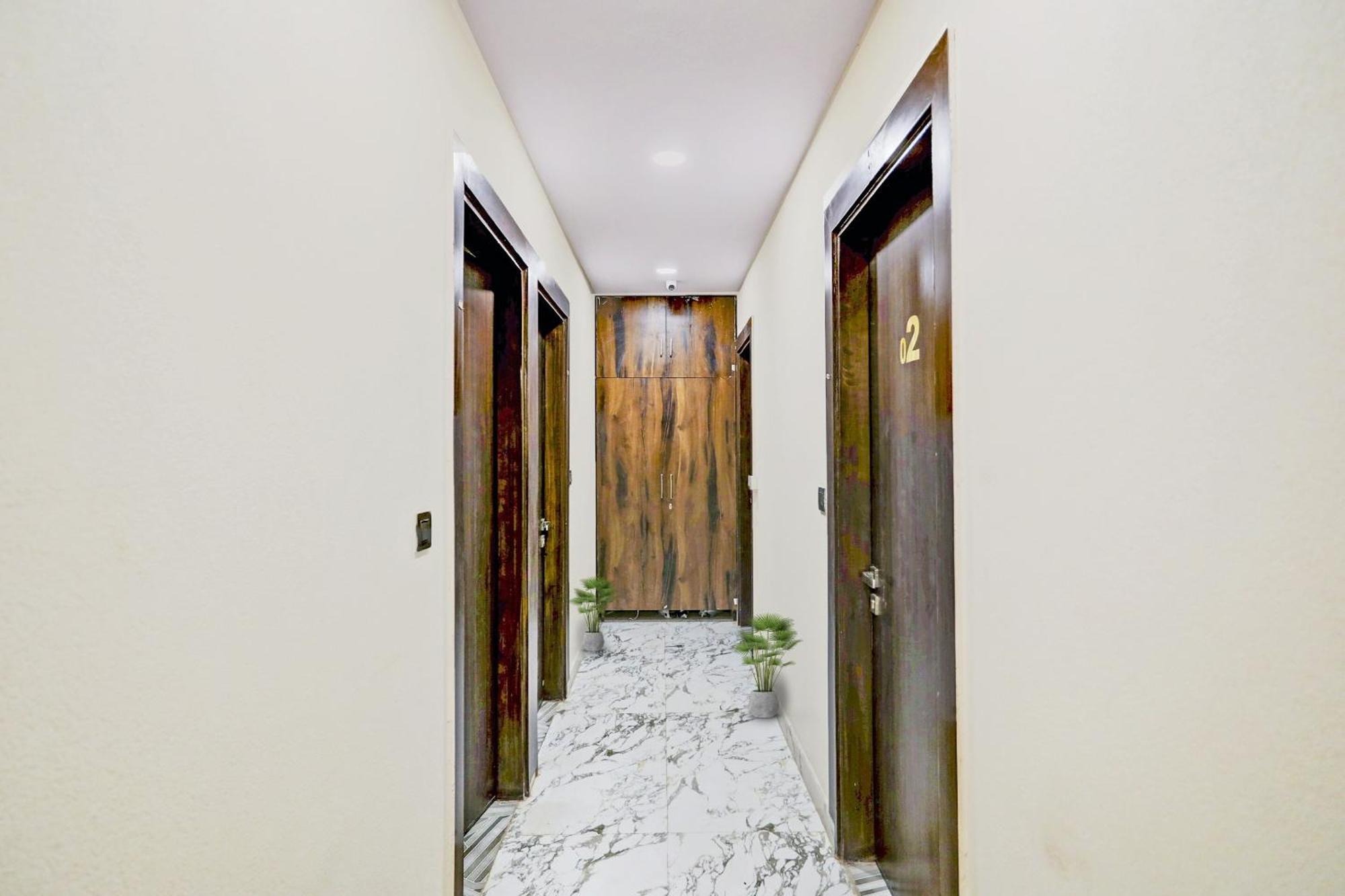 O Royal Lotus Near Ip Extension Metro Station Hotel New Delhi