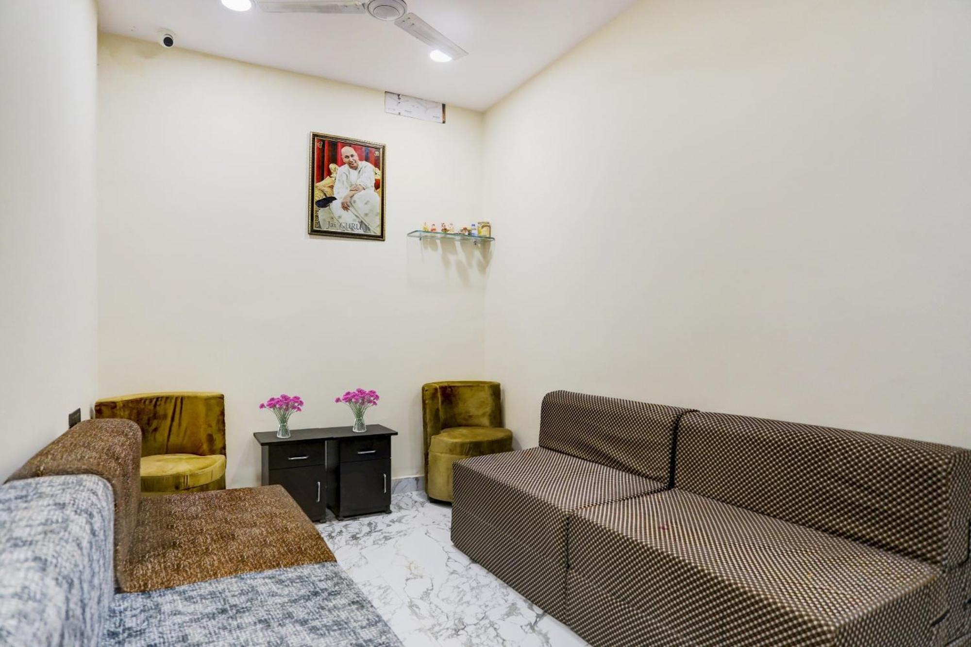O Royal Lotus Near Ip Extension Metro Station 3* New Delhi