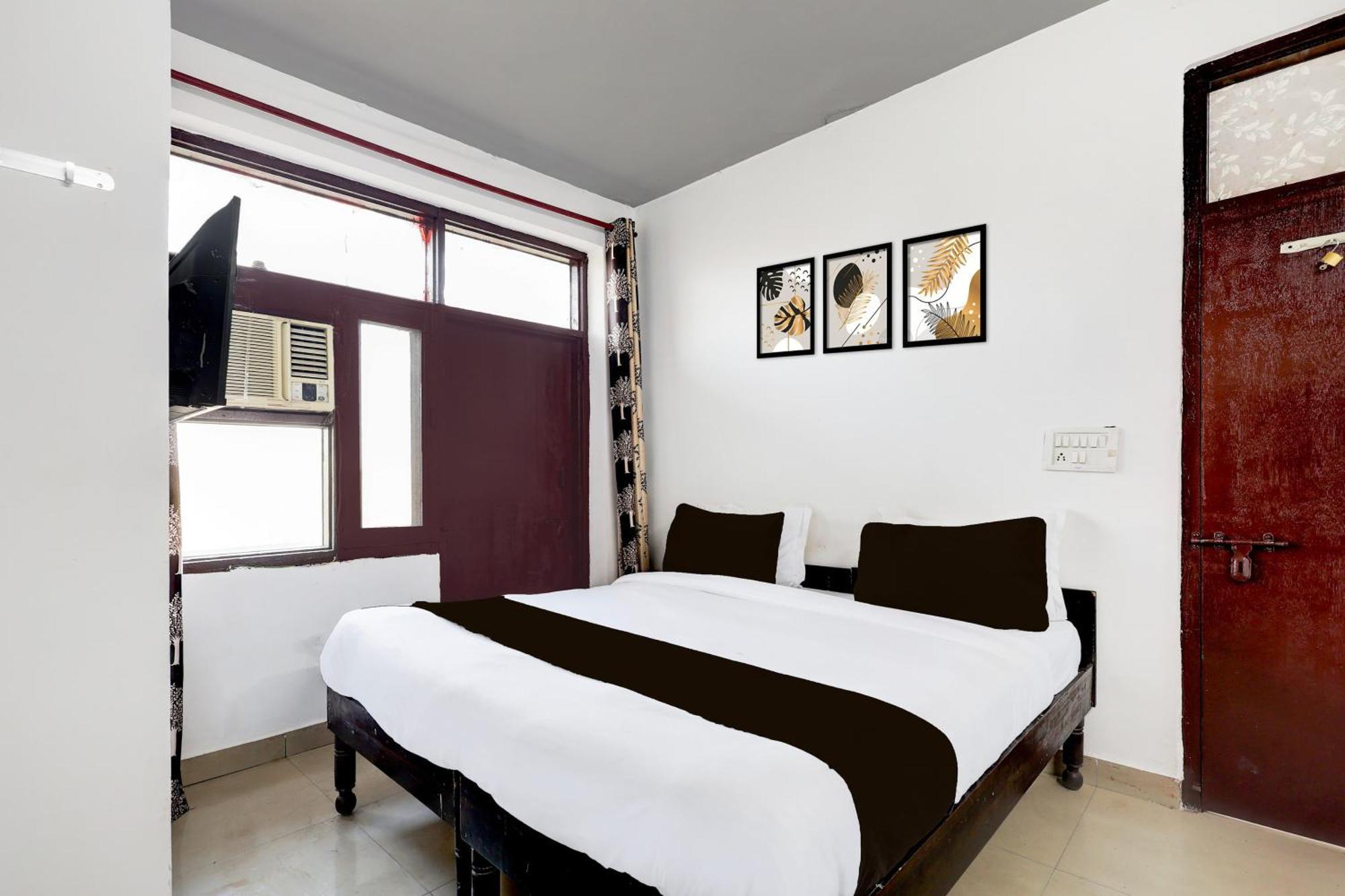 The Prime Palace Hotel