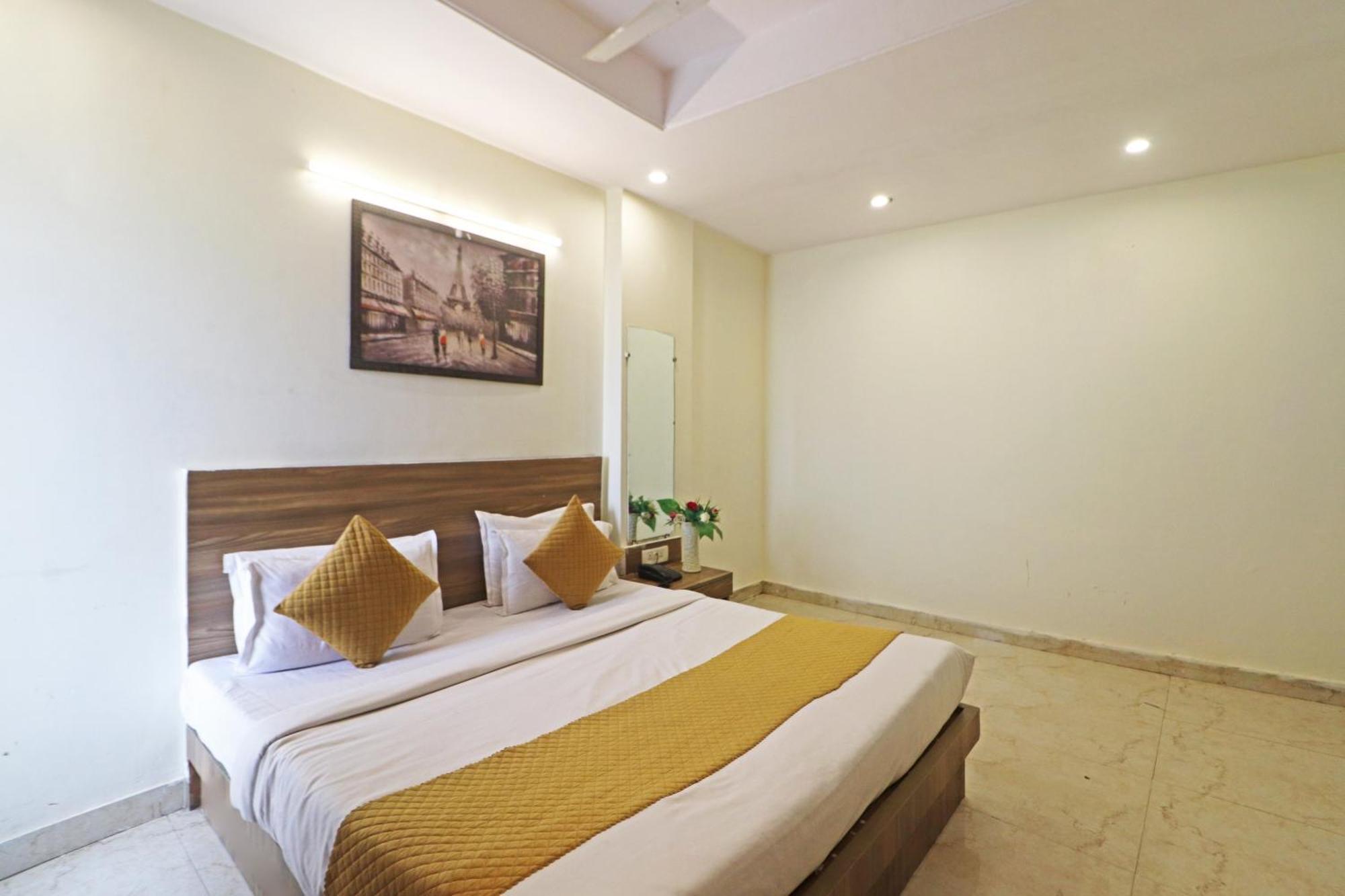 Aerostar Gold - Opposite Max Healthcare Hotel