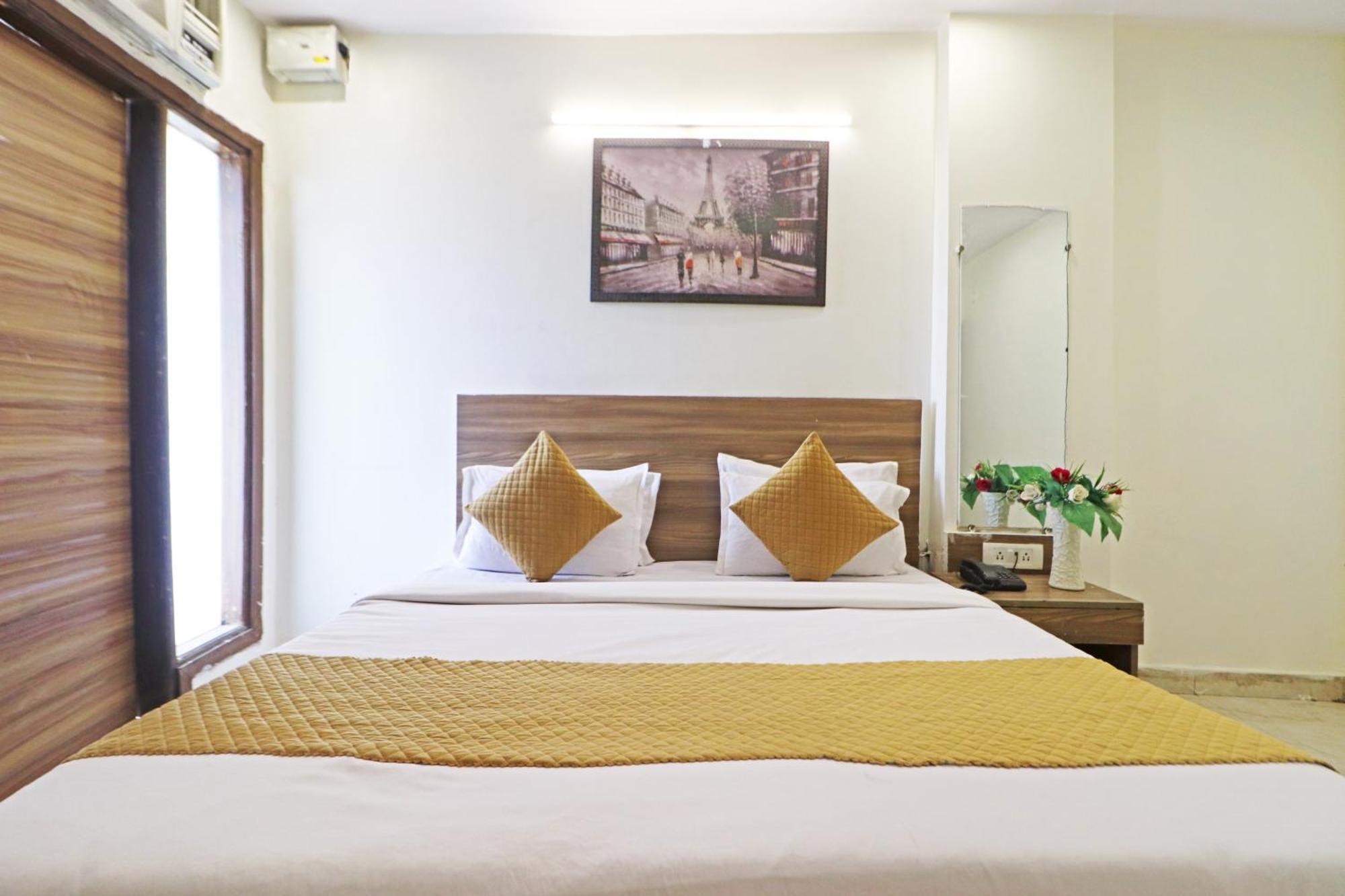 Aerostar Gold - Opposite Max Healthcare Hotel 3*
