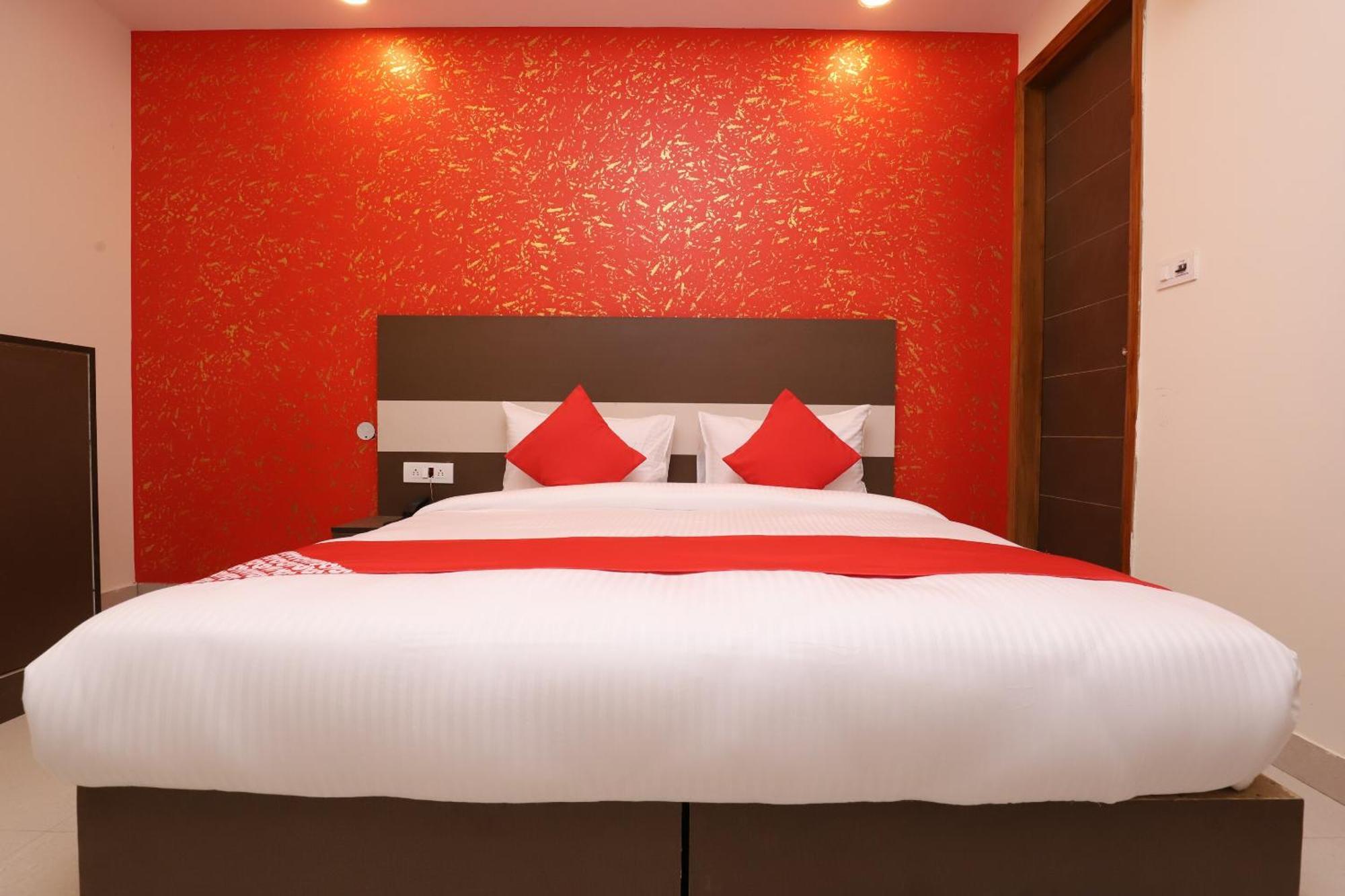 Hotel O Prime Palace New Delhi