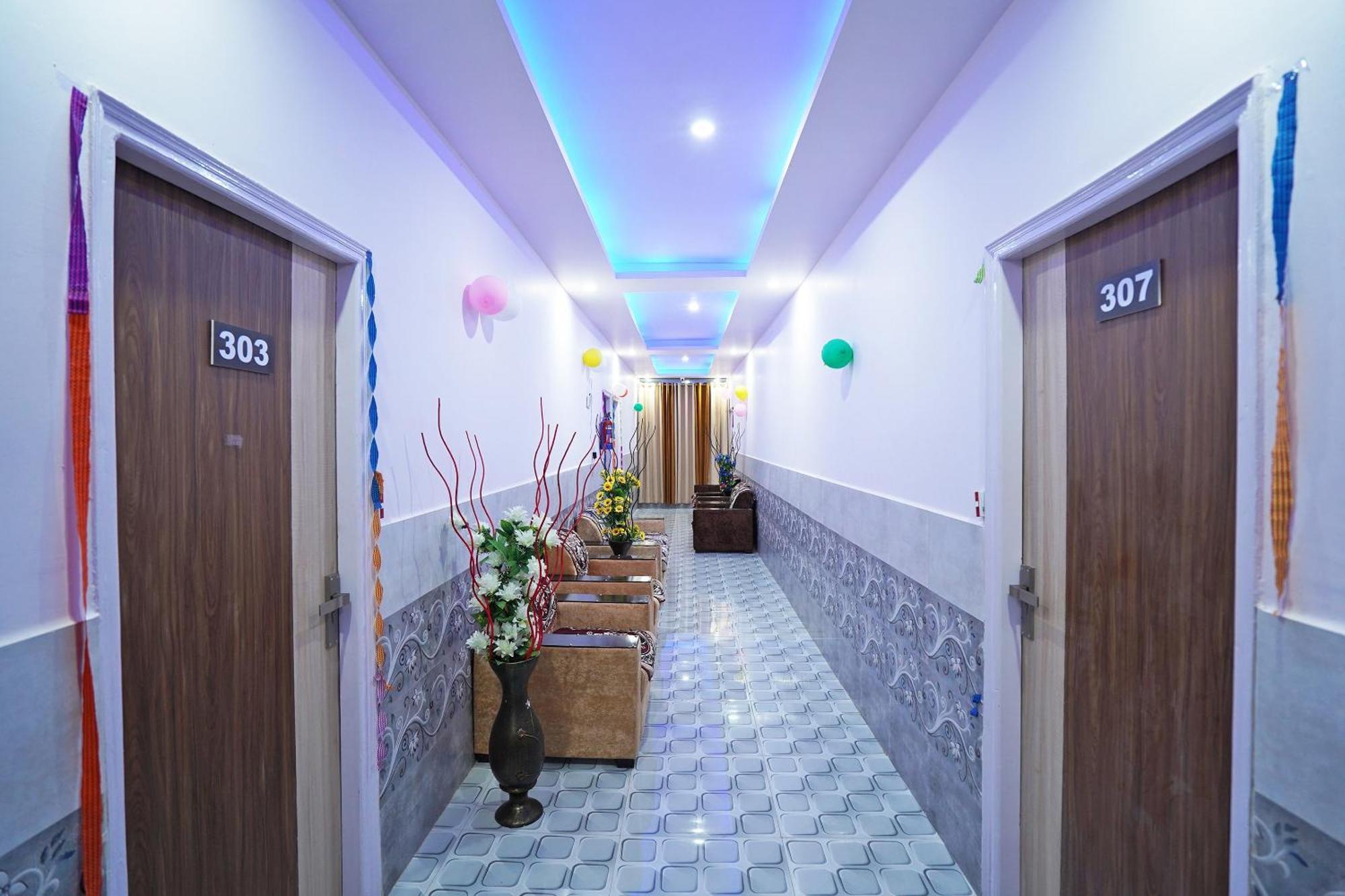 O One One Residency Hotel 3*