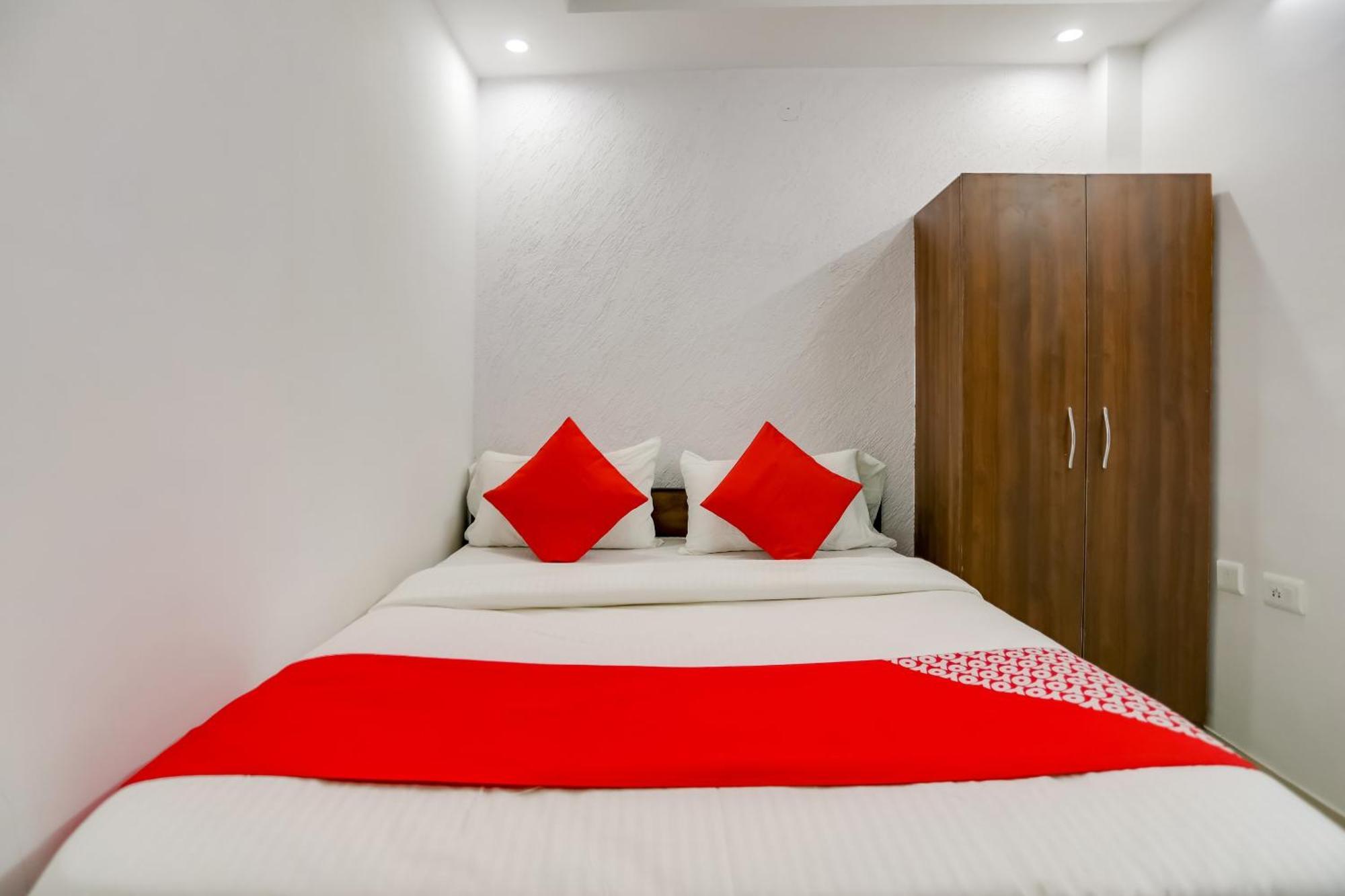 O Cozy Cave Hotel 3*