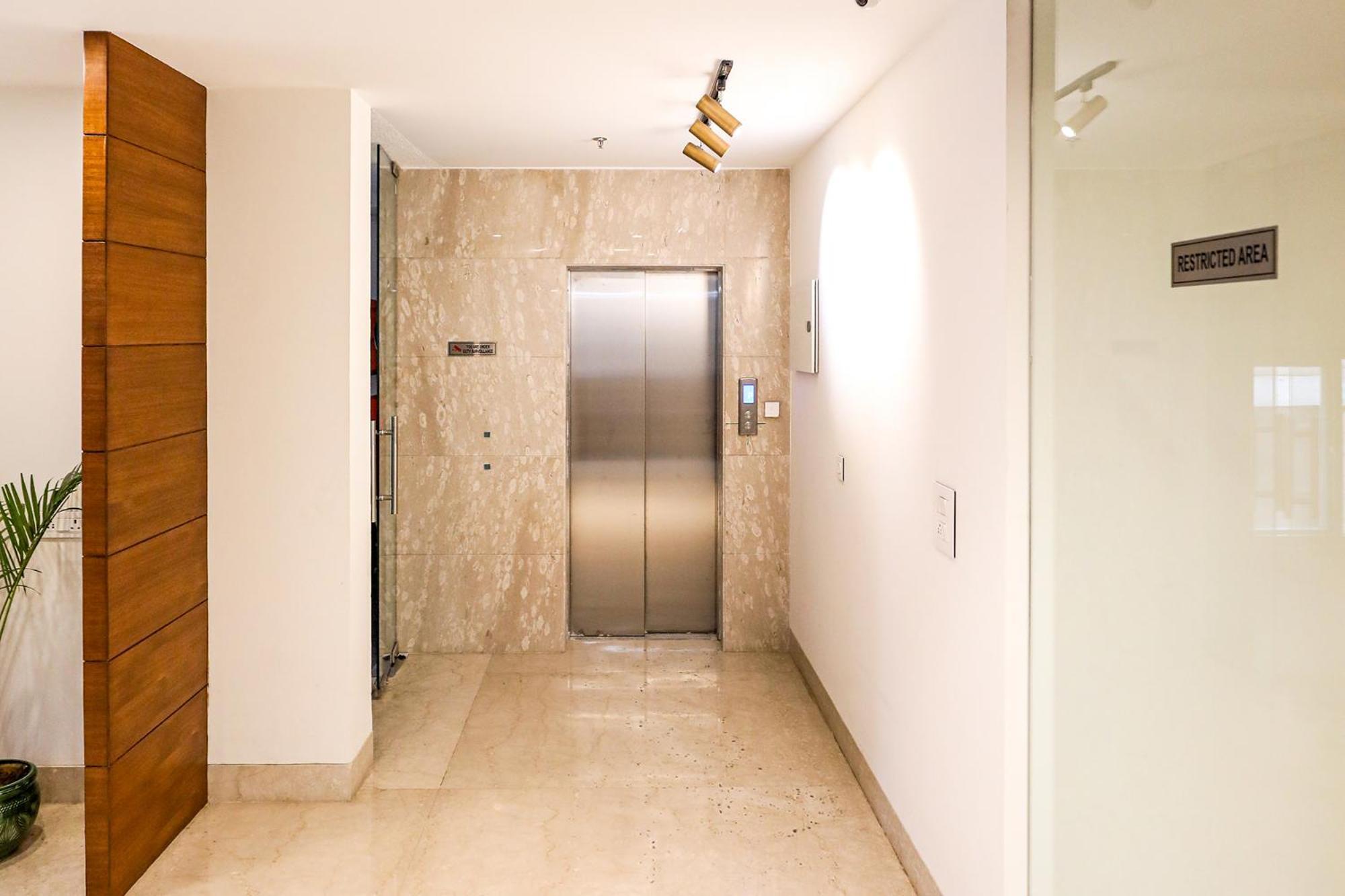 Hotel Fabhotel La Paz New Delhi