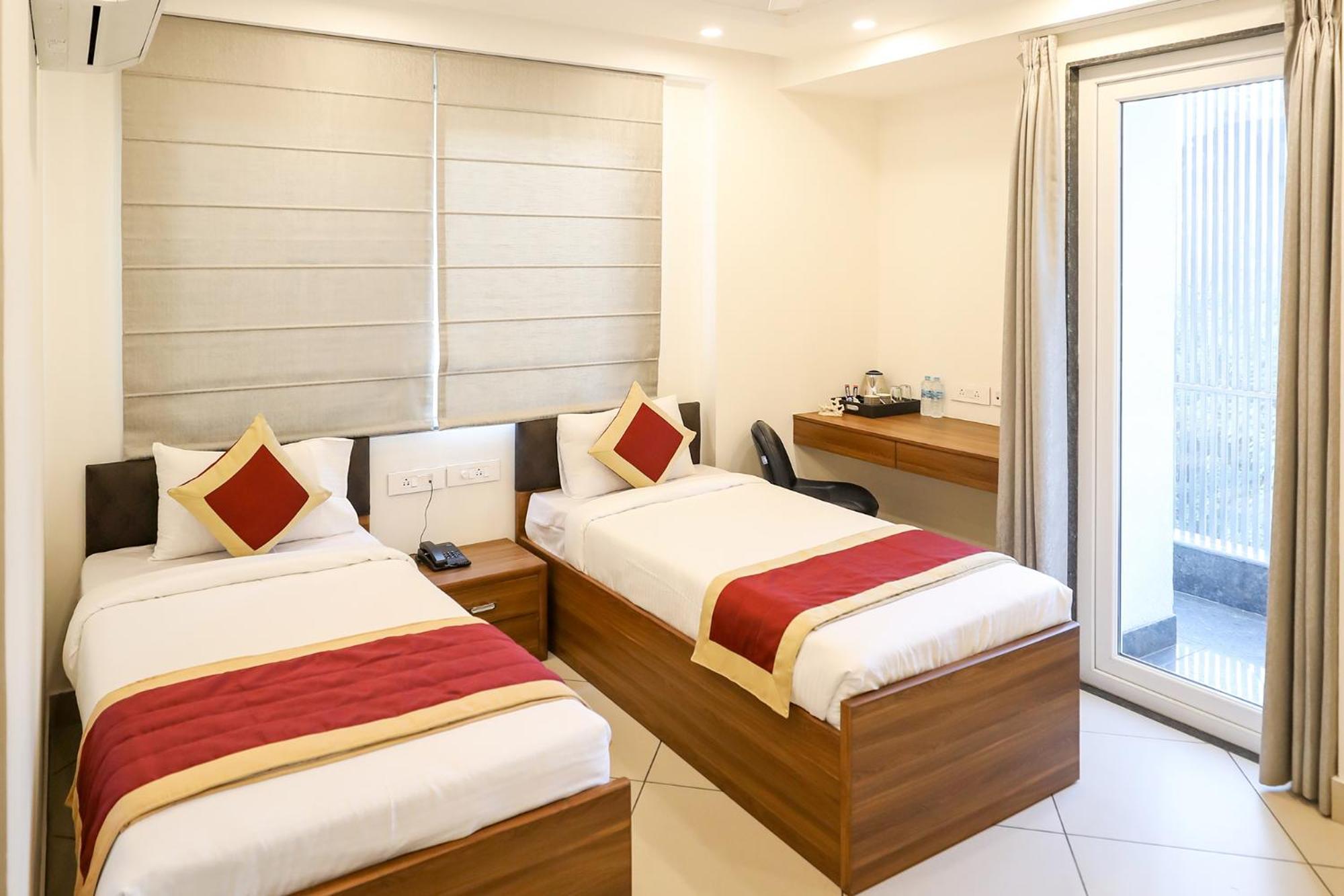 Fabhotel La Paz 3*